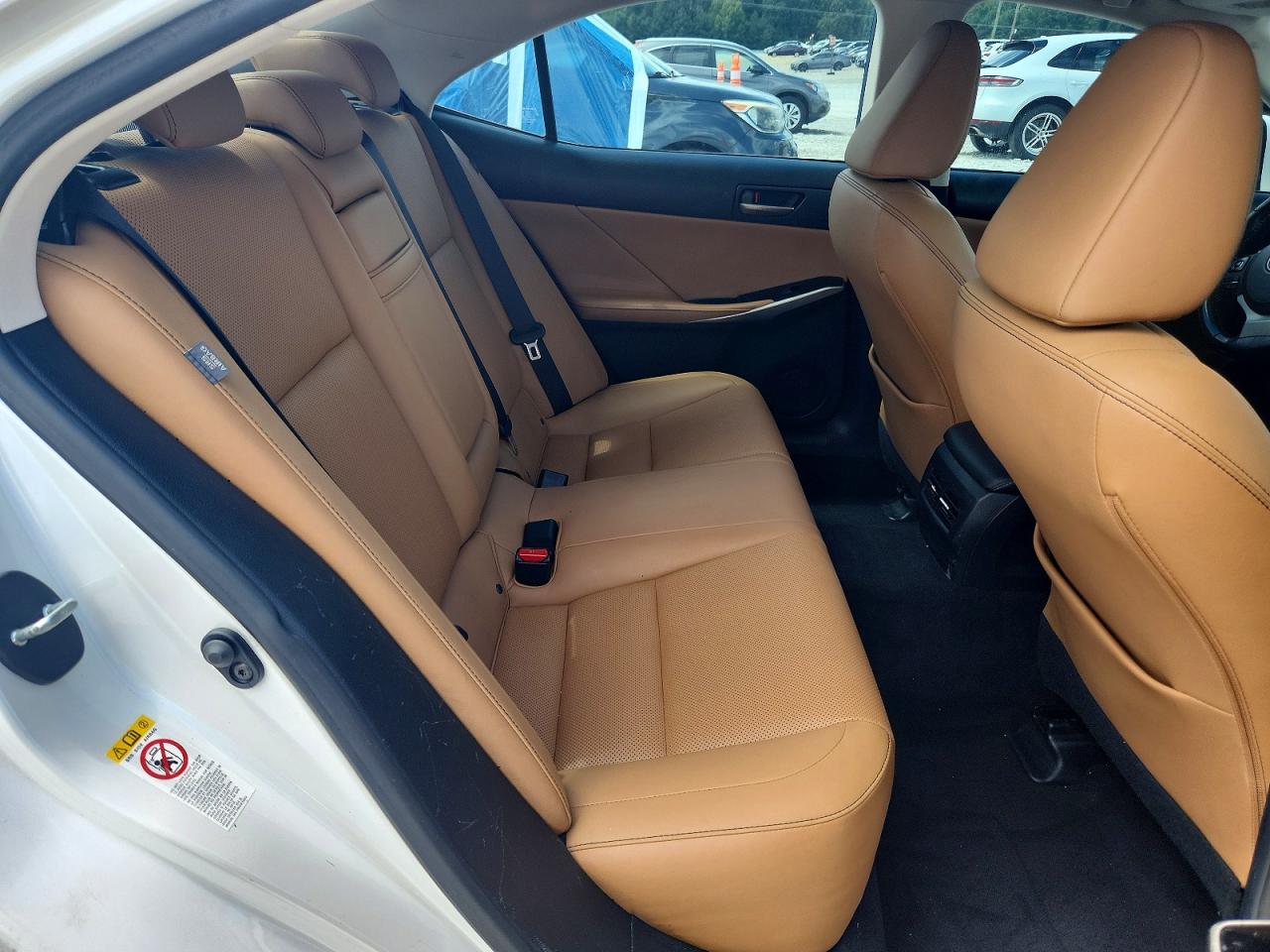 2017 Lexus Is 200t Белый vin: JTHBA1D27H5056697