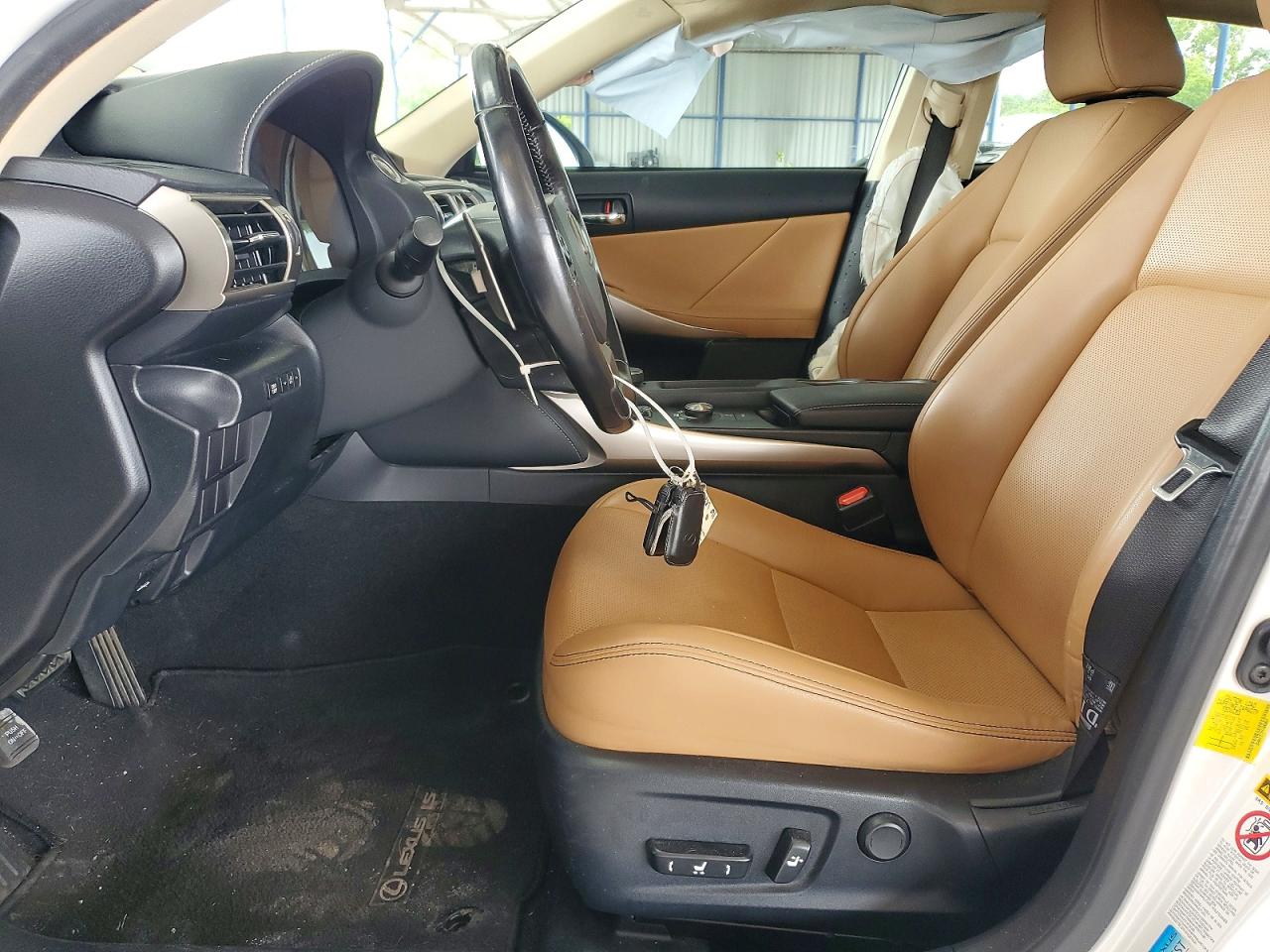 2016 Lexus Is 200t White vin: JTHBA1D28G5004087