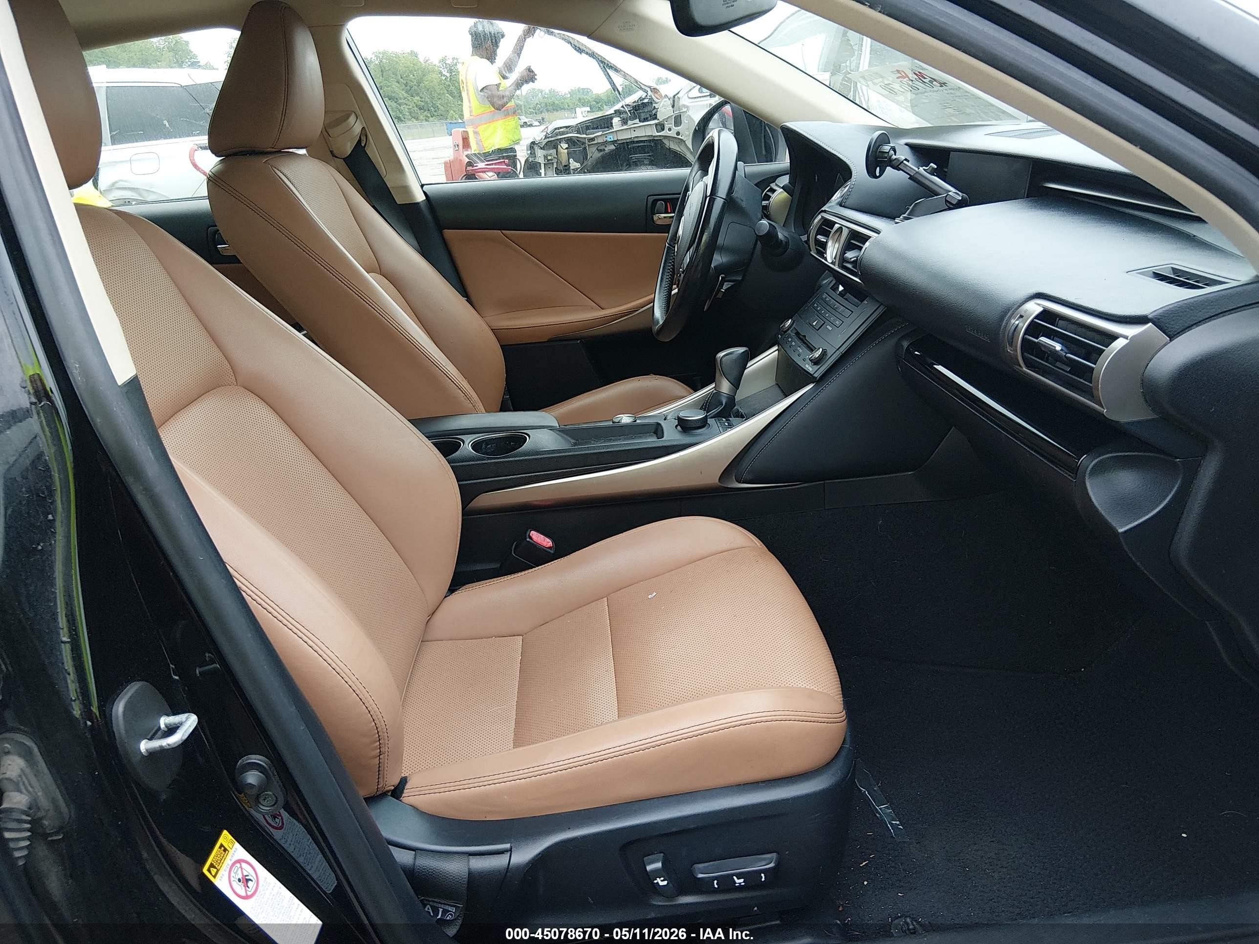 2016 Lexus Is 200t   Черный vin: JTHBA1D28G5007541