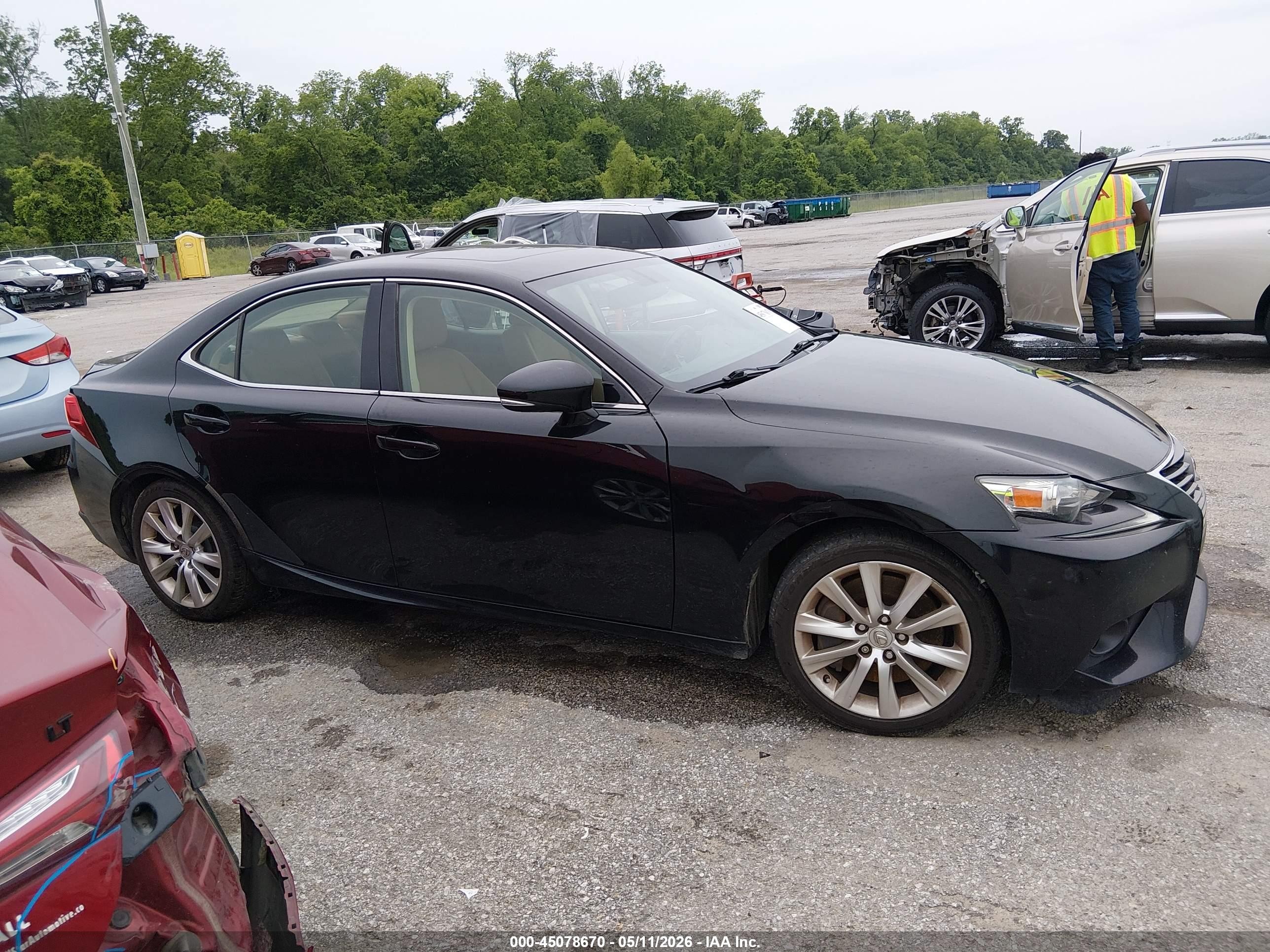 2016 Lexus Is 200t   Черный vin: JTHBA1D28G5007541
