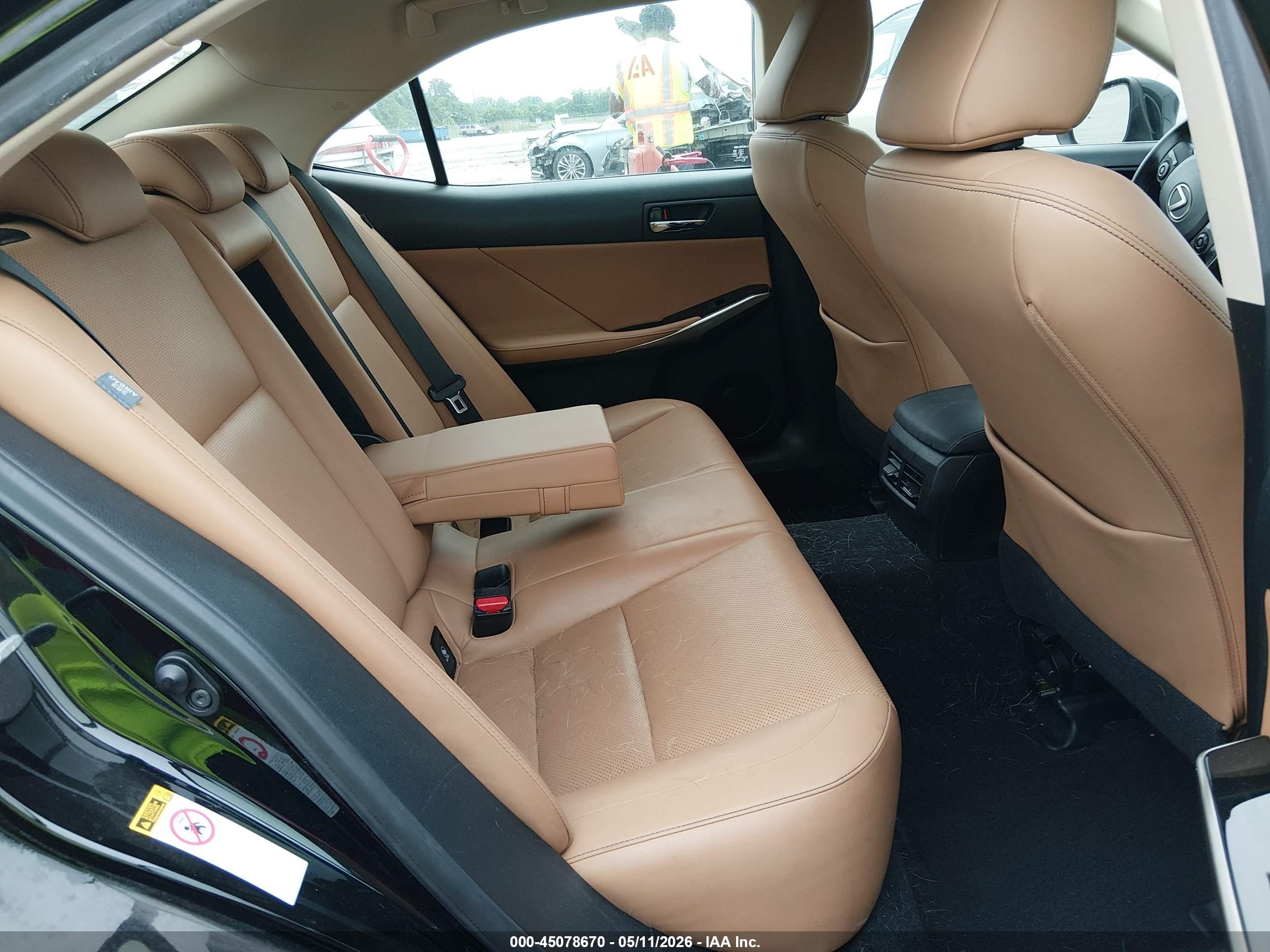 2016 Lexus Is 200t   Черный vin: JTHBA1D28G5007541