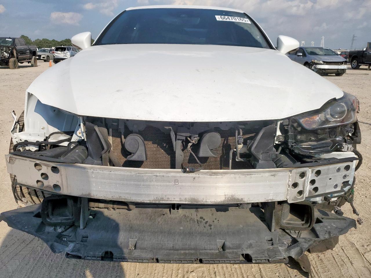 2018 Lexus Is 300 White vin: JTHBA1D28J5065141