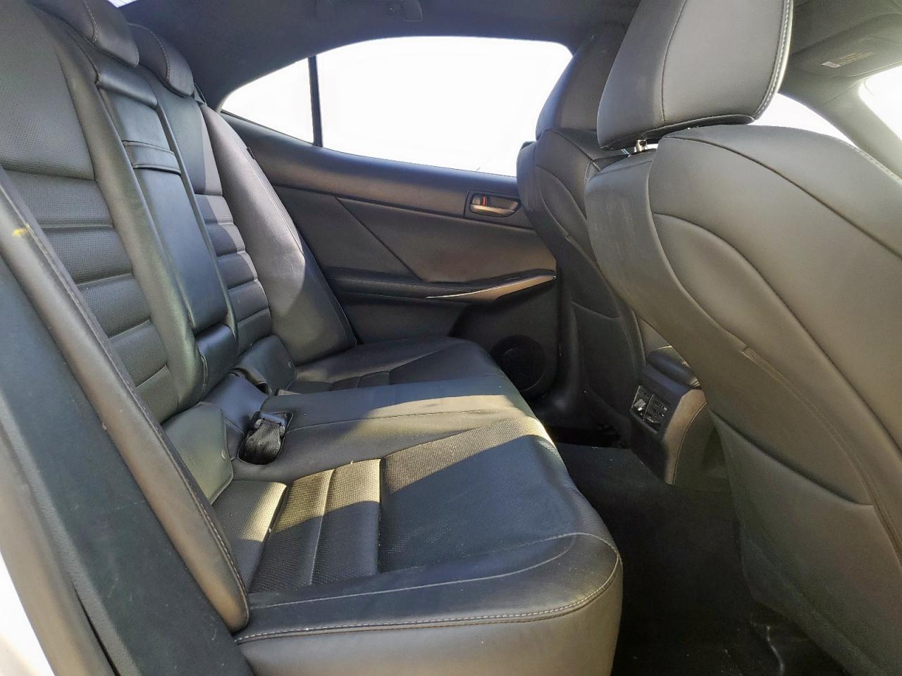 2018 Lexus Is 300 White vin: JTHBA1D28J5065141