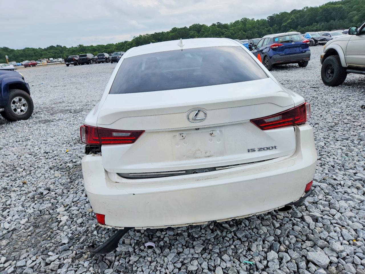 2016 Lexus Is 200t White vin: JTHBA1D29G5025935