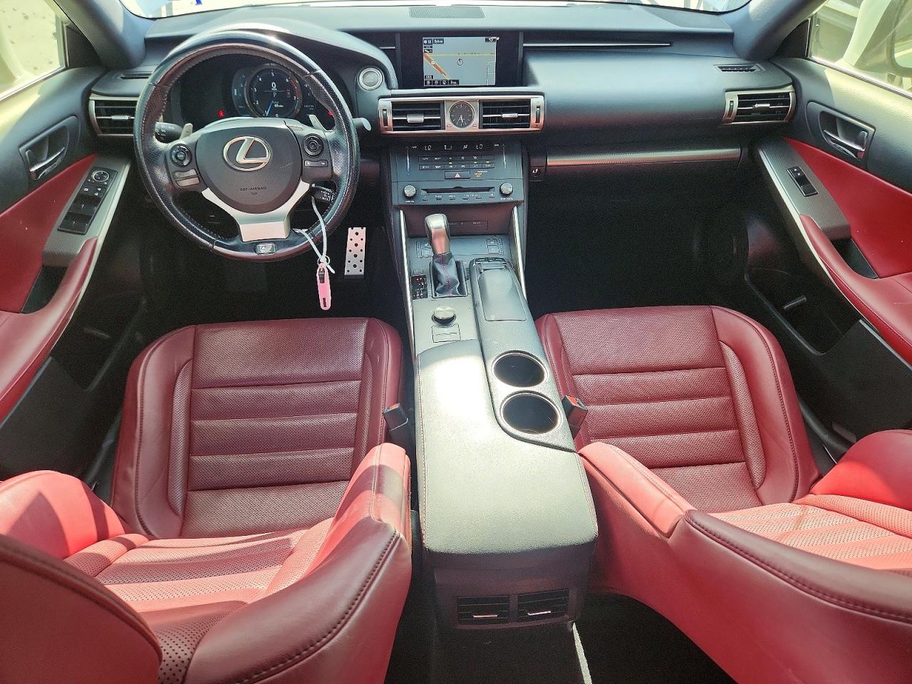 2016 Lexus Is 200t White vin: JTHBA1D2XG5010358
