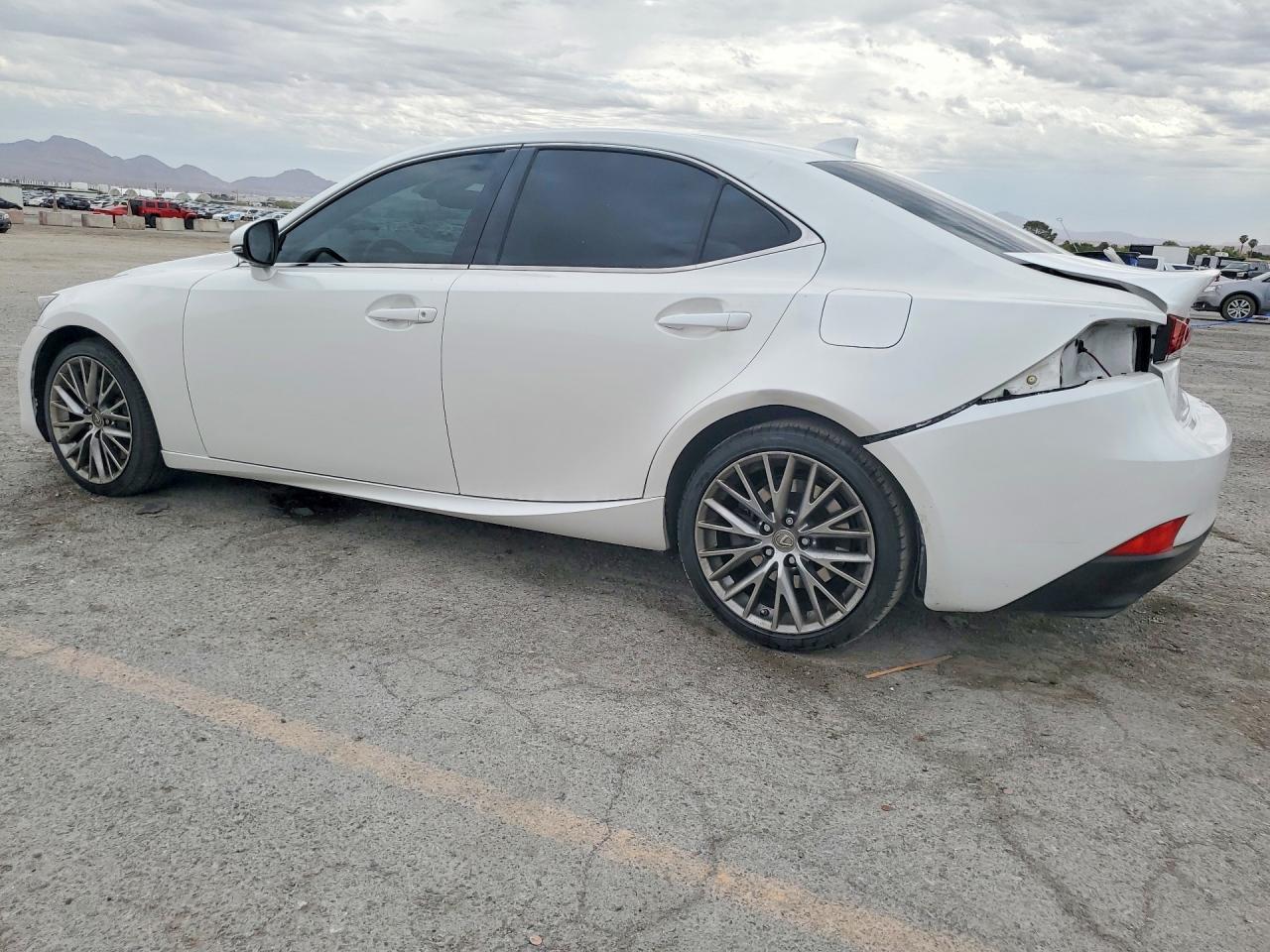 2017 Lexus Is 200t White vin: JTHBA1D2XH5040414