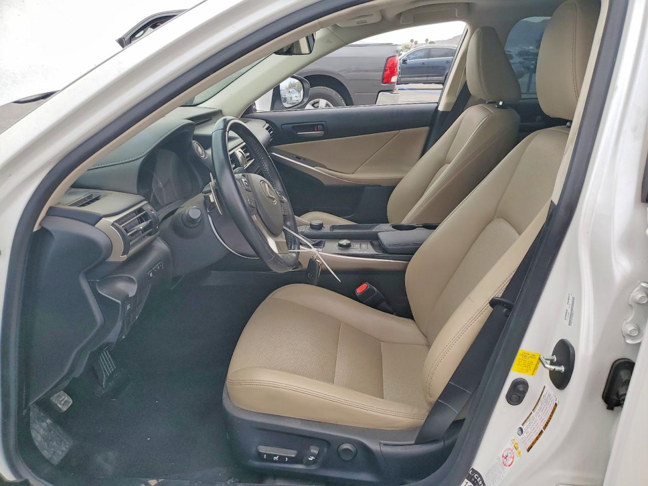 2017 Lexus Is 200t White vin: JTHBA1D2XH5040414