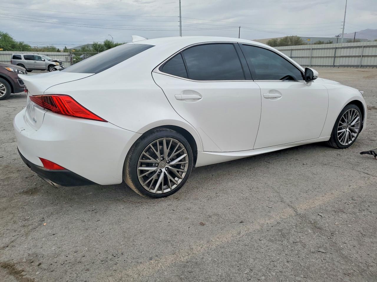 2017 Lexus Is 200t White vin: JTHBA1D2XH5040414