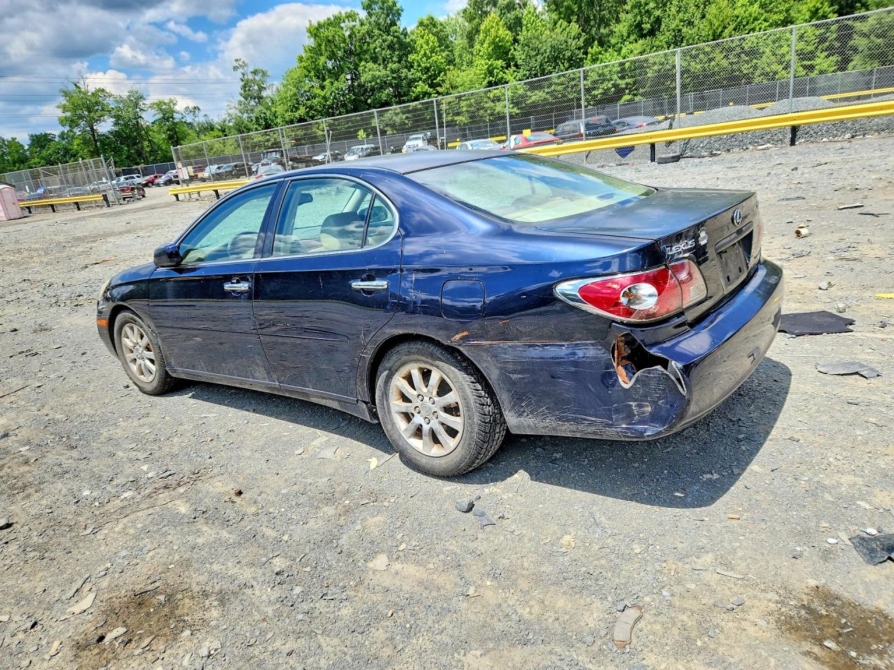 2004 Lexus Es 330 Blue vin: JTHBA30G040004462