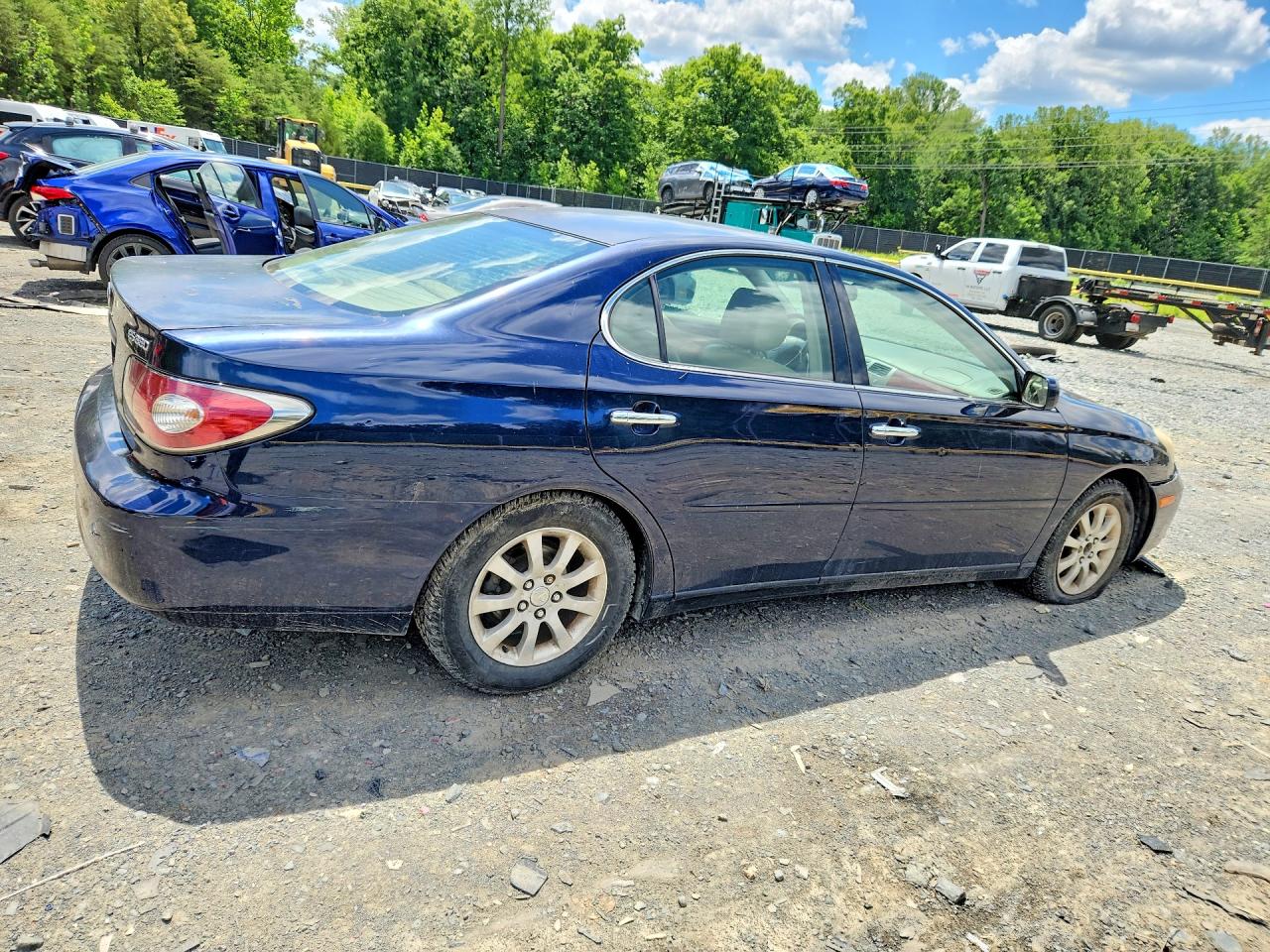 2004 Lexus Es 330 Blue vin: JTHBA30G040004462