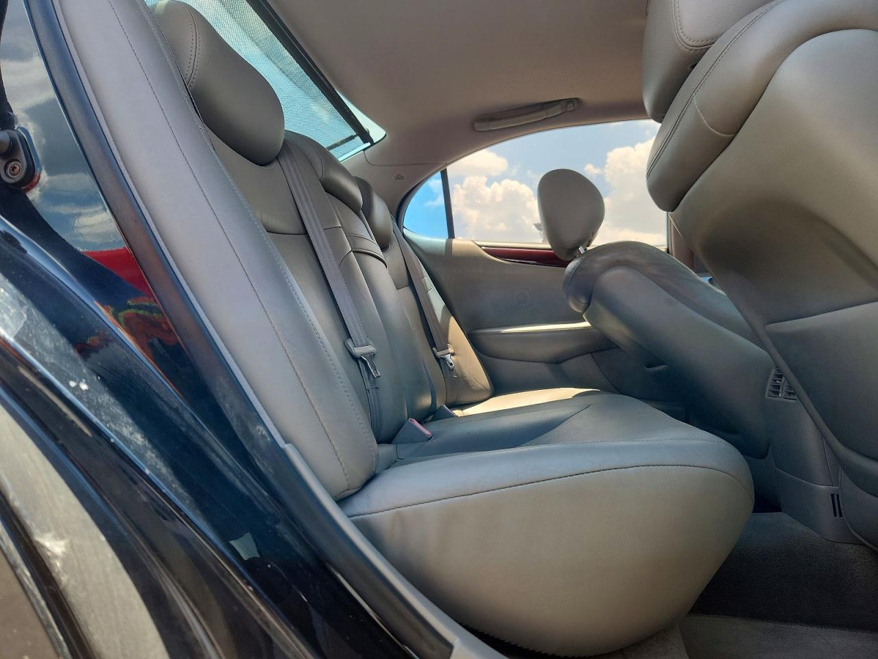 2004 Lexus Es 330 Black vin: JTHBA30G040018233