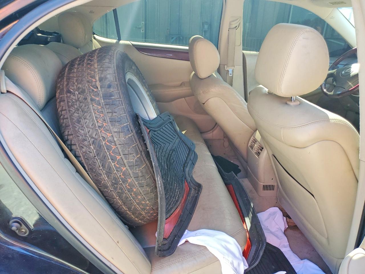 2004 Lexus Es 330 Black vin: JTHBA30G045005565