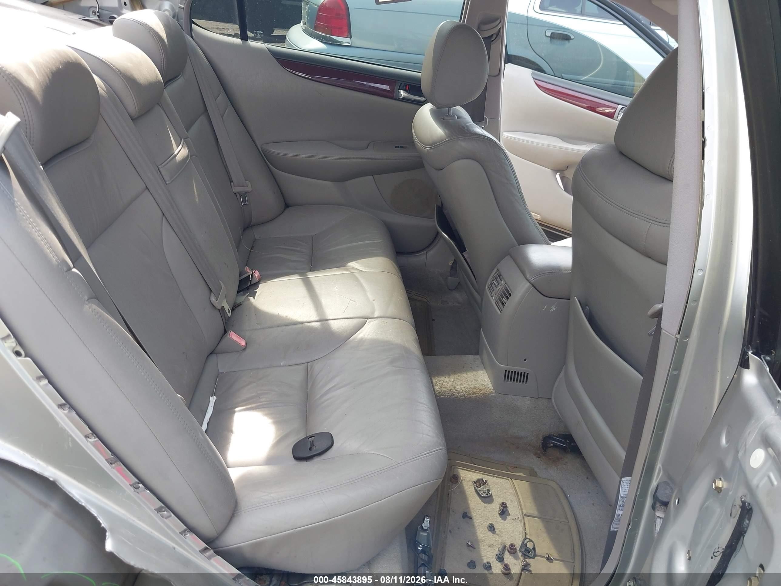 2004 Lexus Es 330   Gray vin: JTHBA30G045008045