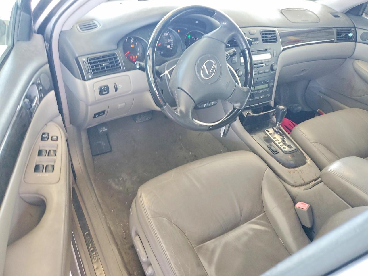 2004 Lexus Es 330 Серый vin: JTHBA30G045028277