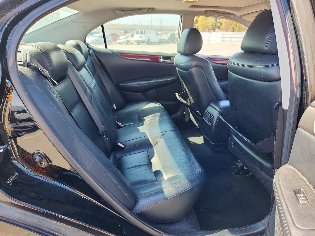 2004 Lexus Es 330 Black vin: JTHBA30G045033561