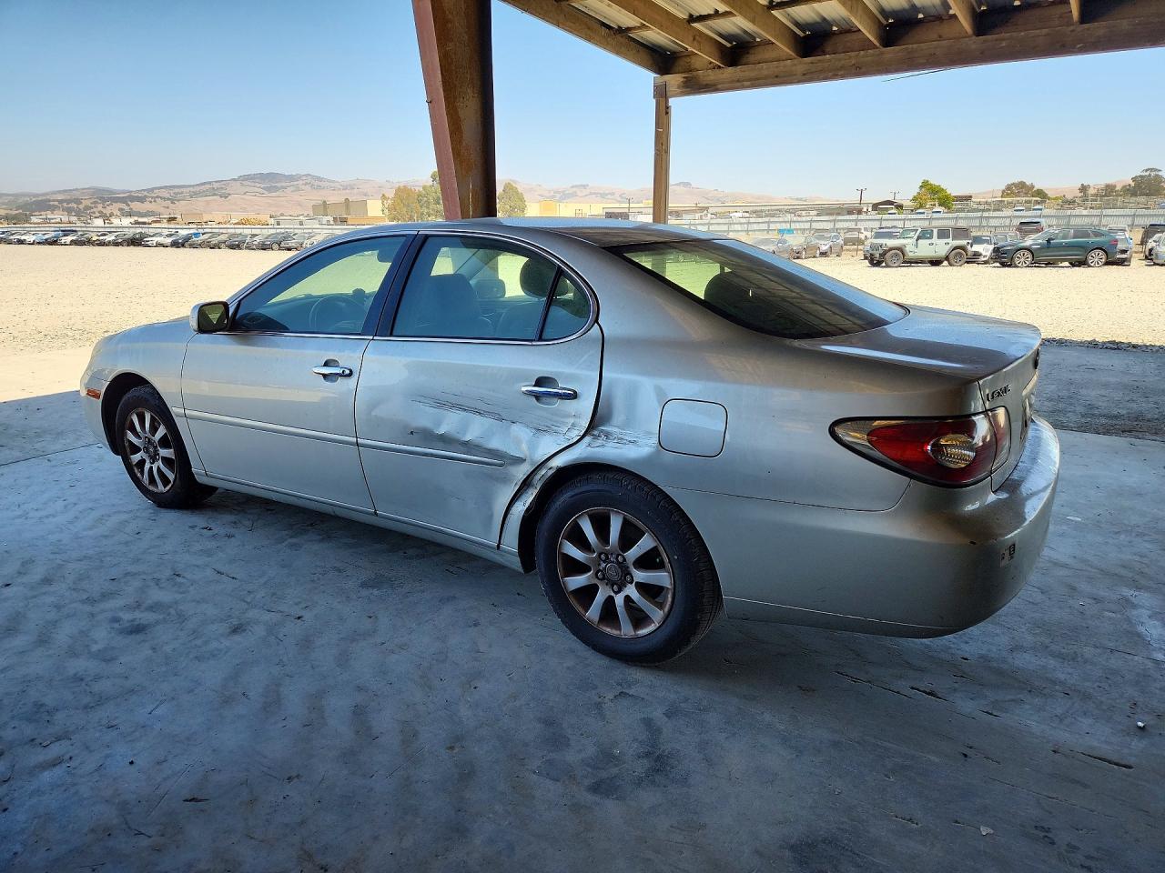 2004 Lexus Es 330 Silver vin: JTHBA30G045054667
