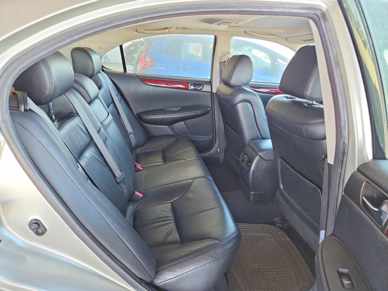 2004 Lexus Es 330 Silver vin: JTHBA30G045054667