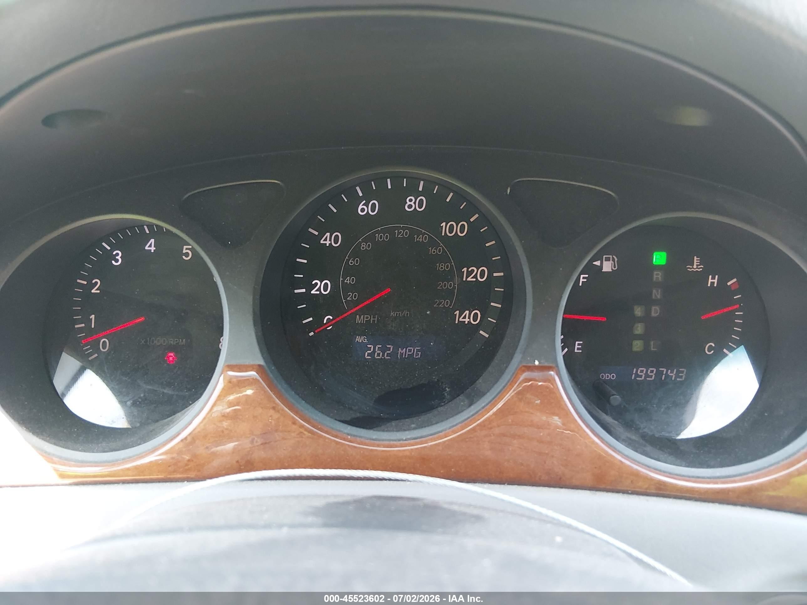 2005 Lexus Es 330   Серебряный vin: JTHBA30G055056873