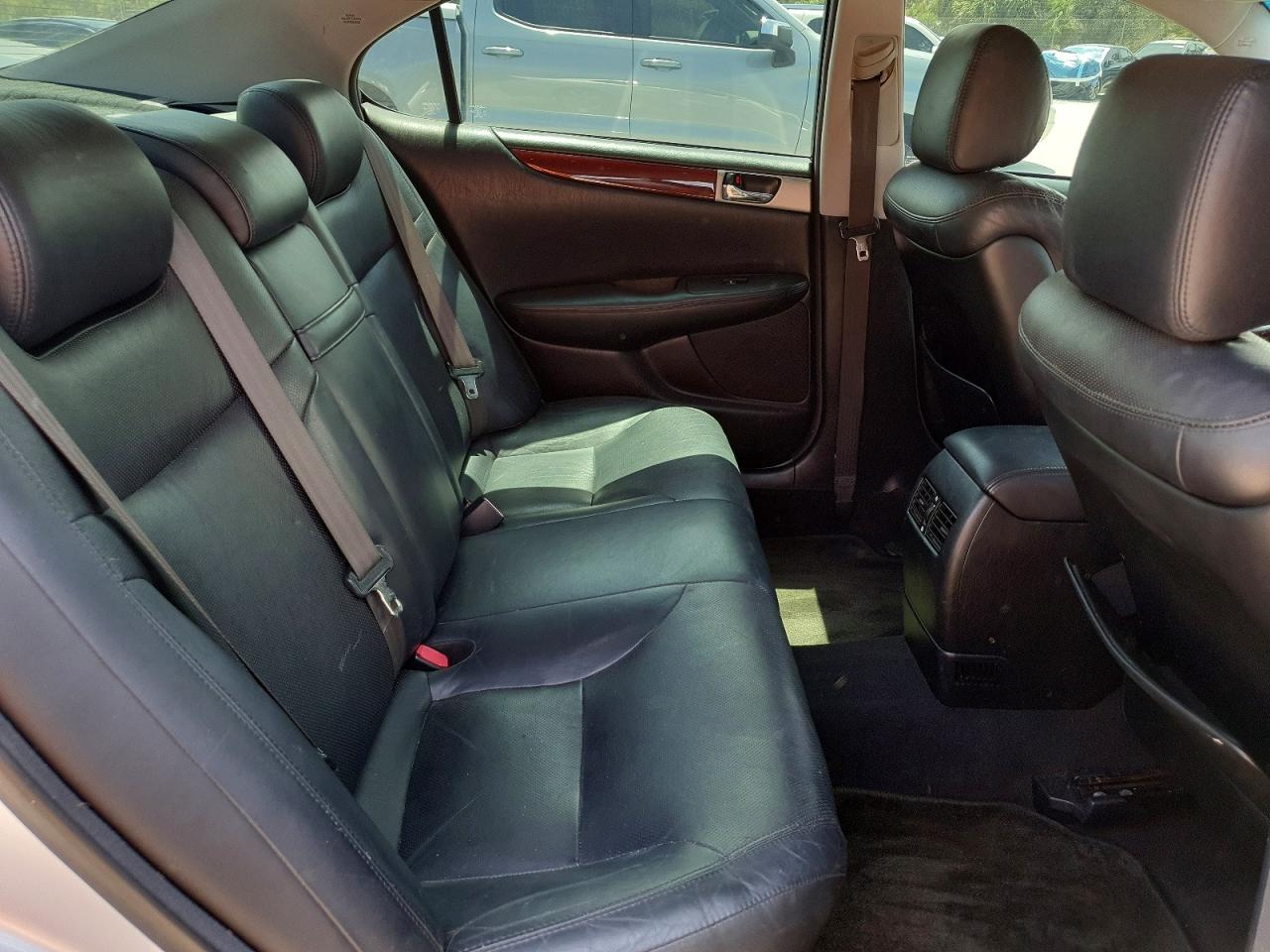 2005 Lexus Es 330 Silver vin: JTHBA30G055070658