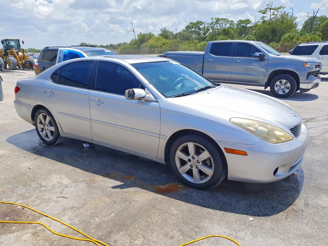 2005 Lexus Es 330 Silver vin: JTHBA30G055070658