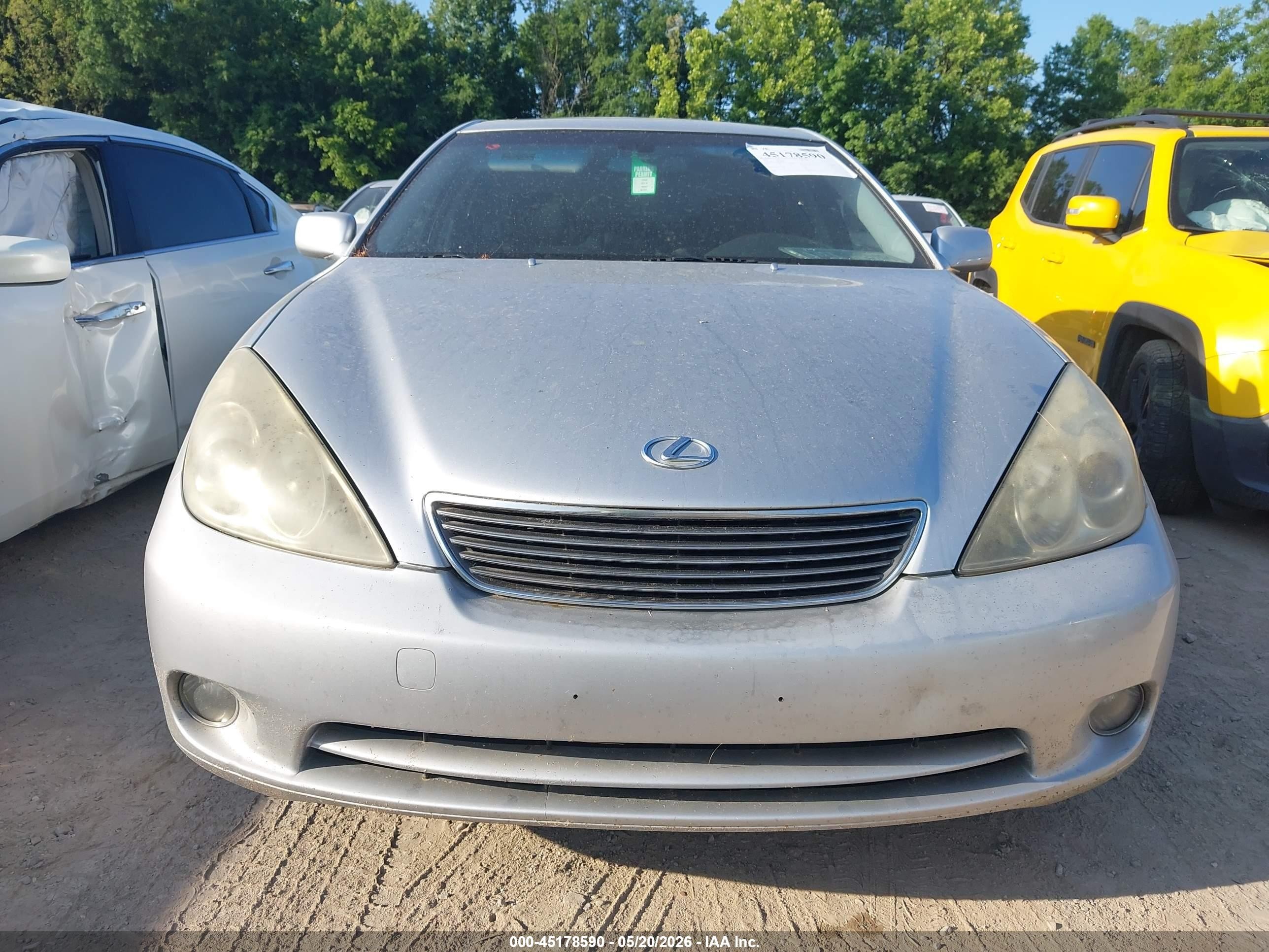 2005 Lexus Es 330   Silver vin: JTHBA30G055074032