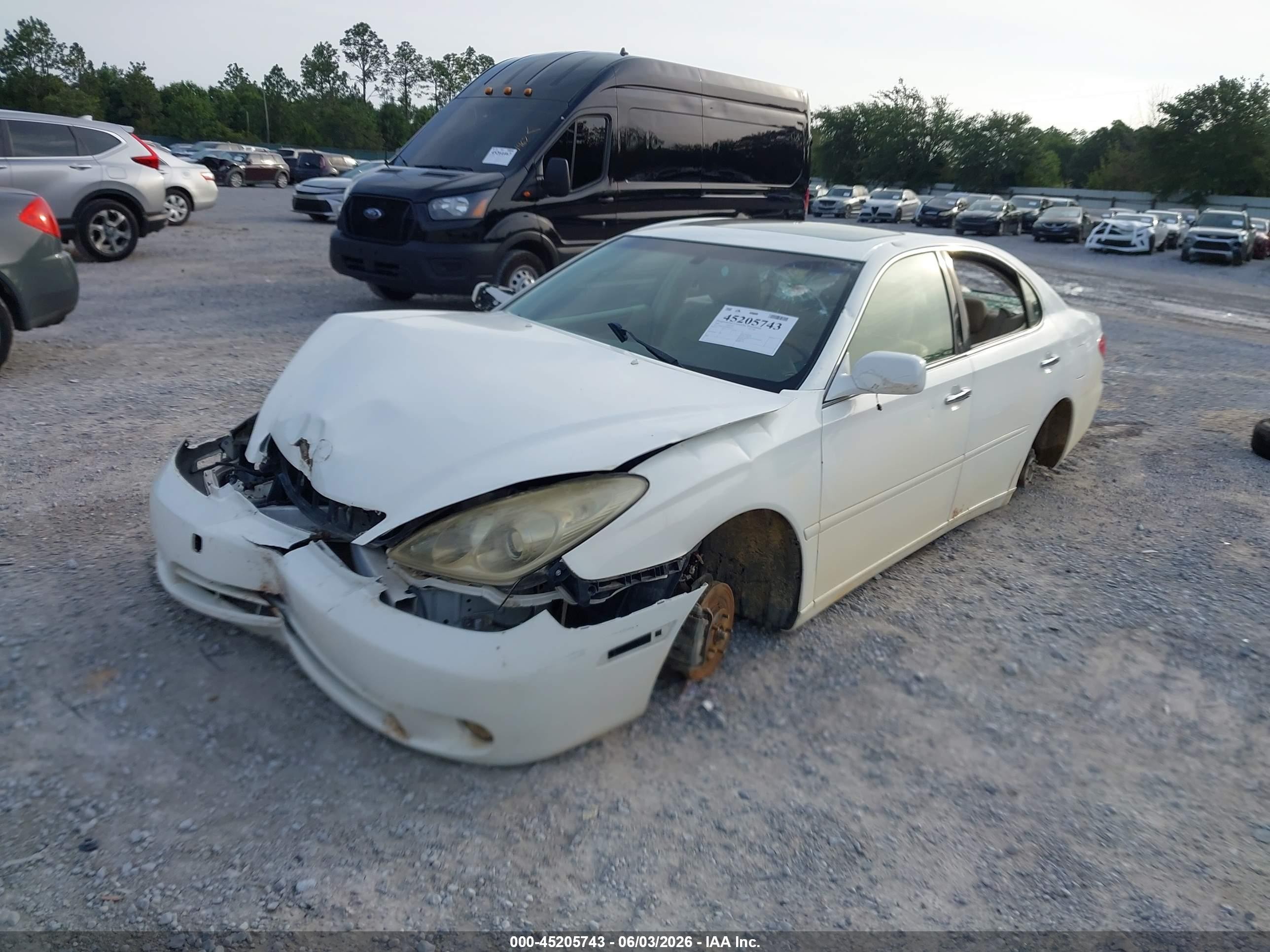 2005 Lexus Es 330   White vin: JTHBA30G055083135