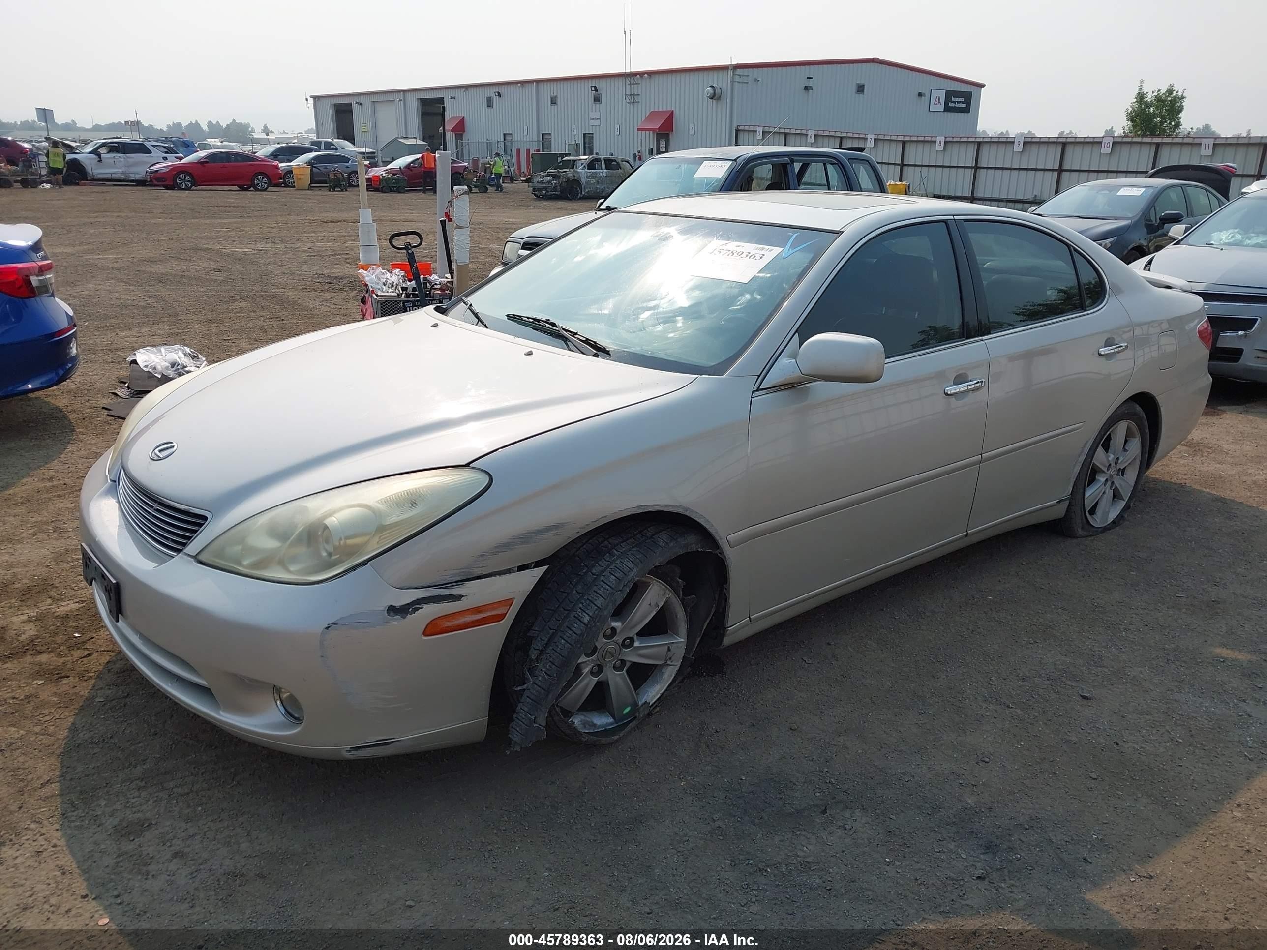 2005 Lexus Es 330   Silver vin: JTHBA30G055097701
