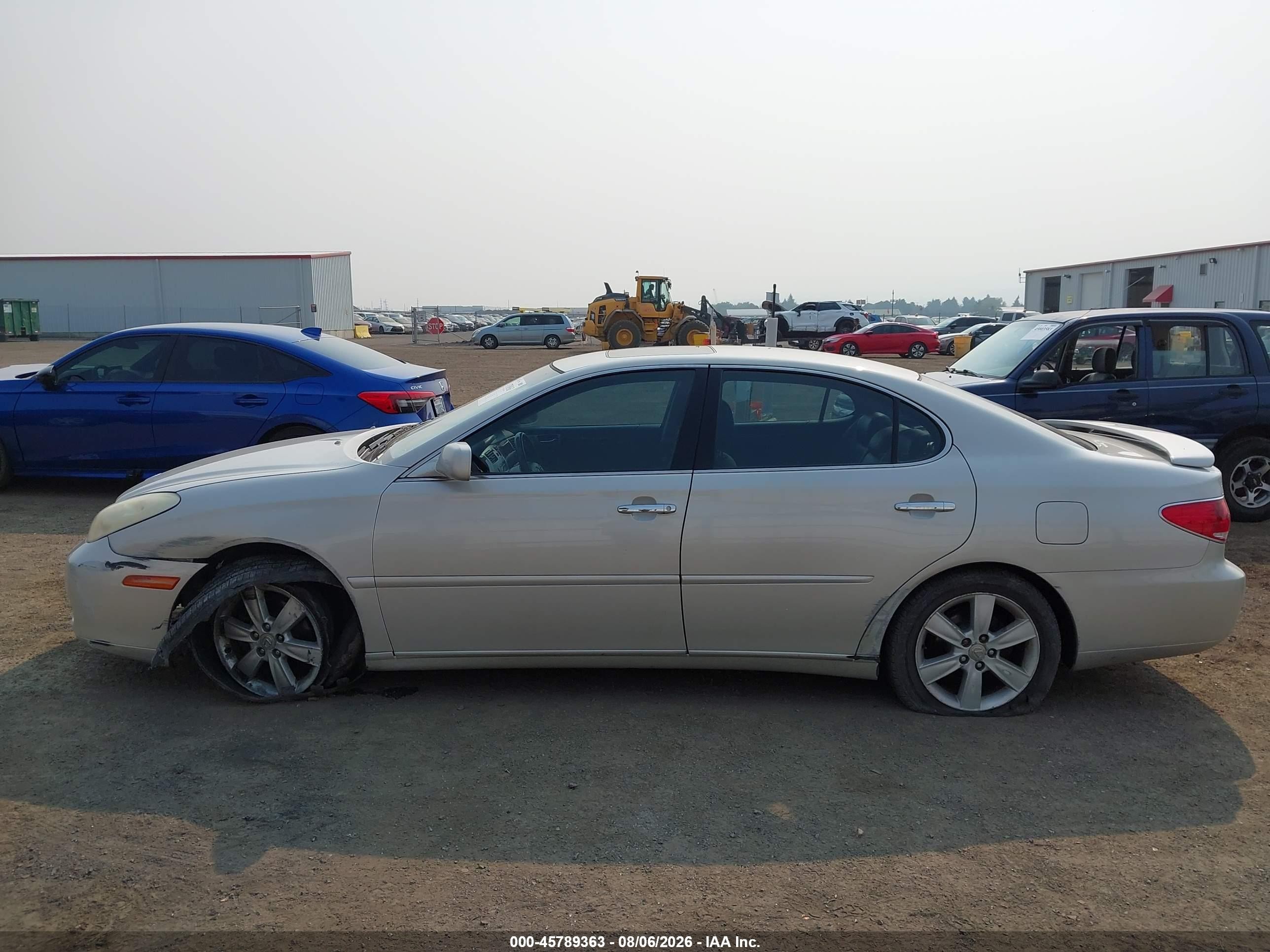 2005 Lexus Es 330   Silver vin: JTHBA30G055097701