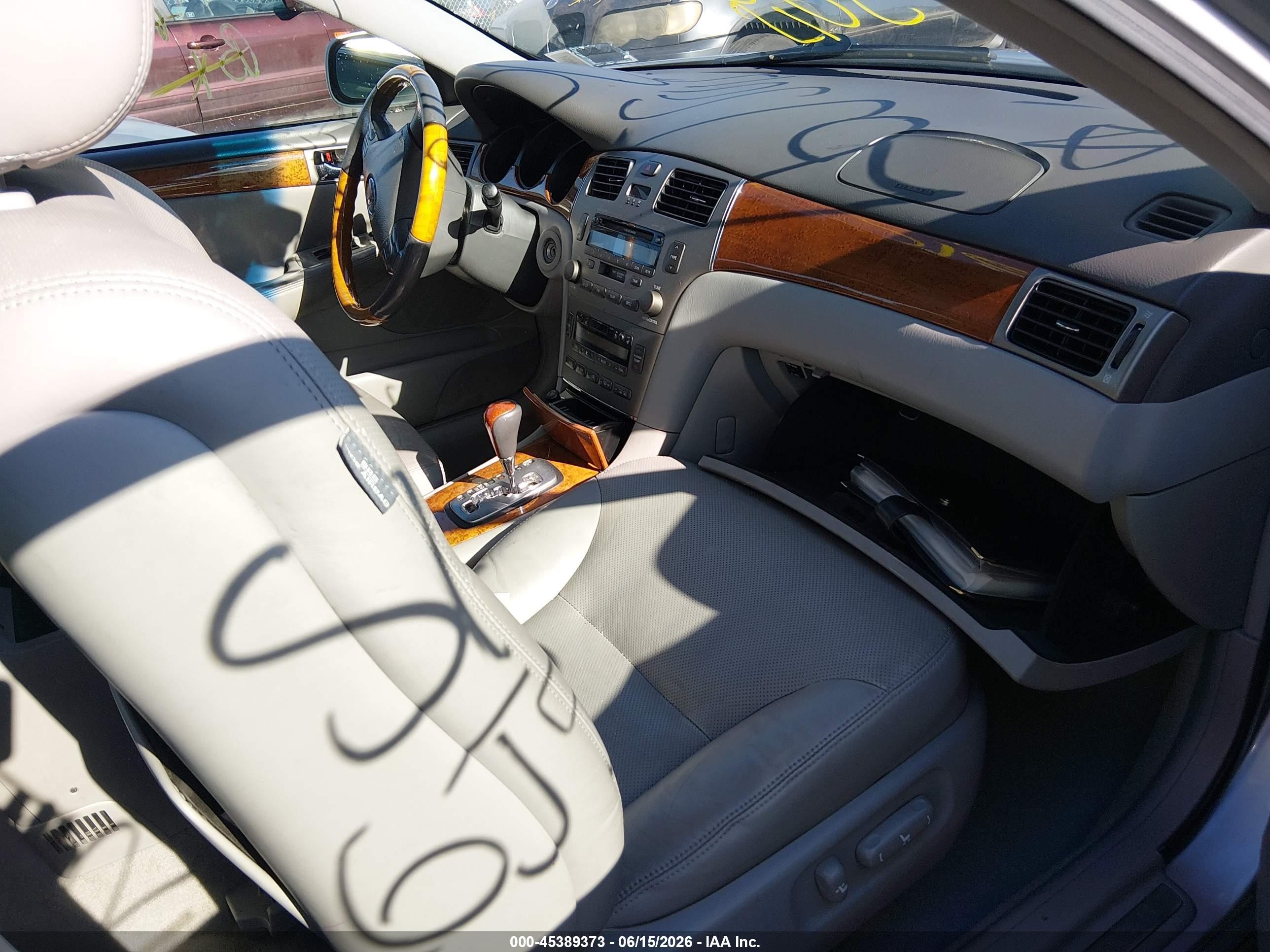 2005 Lexus Es 330   Gray vin: JTHBA30G055103173