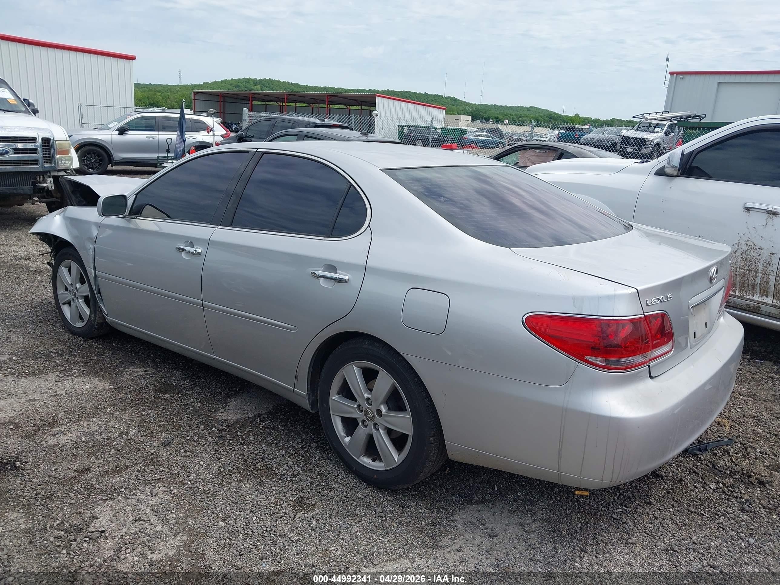 2005 Lexus Es 330 Серебряный vin: JTHBA30G055107398
