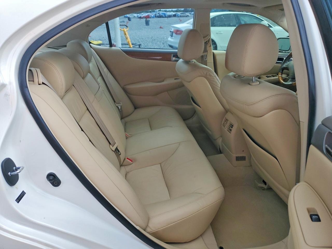 2006 Lexus Es 330 White vin: JTHBA30G065143786