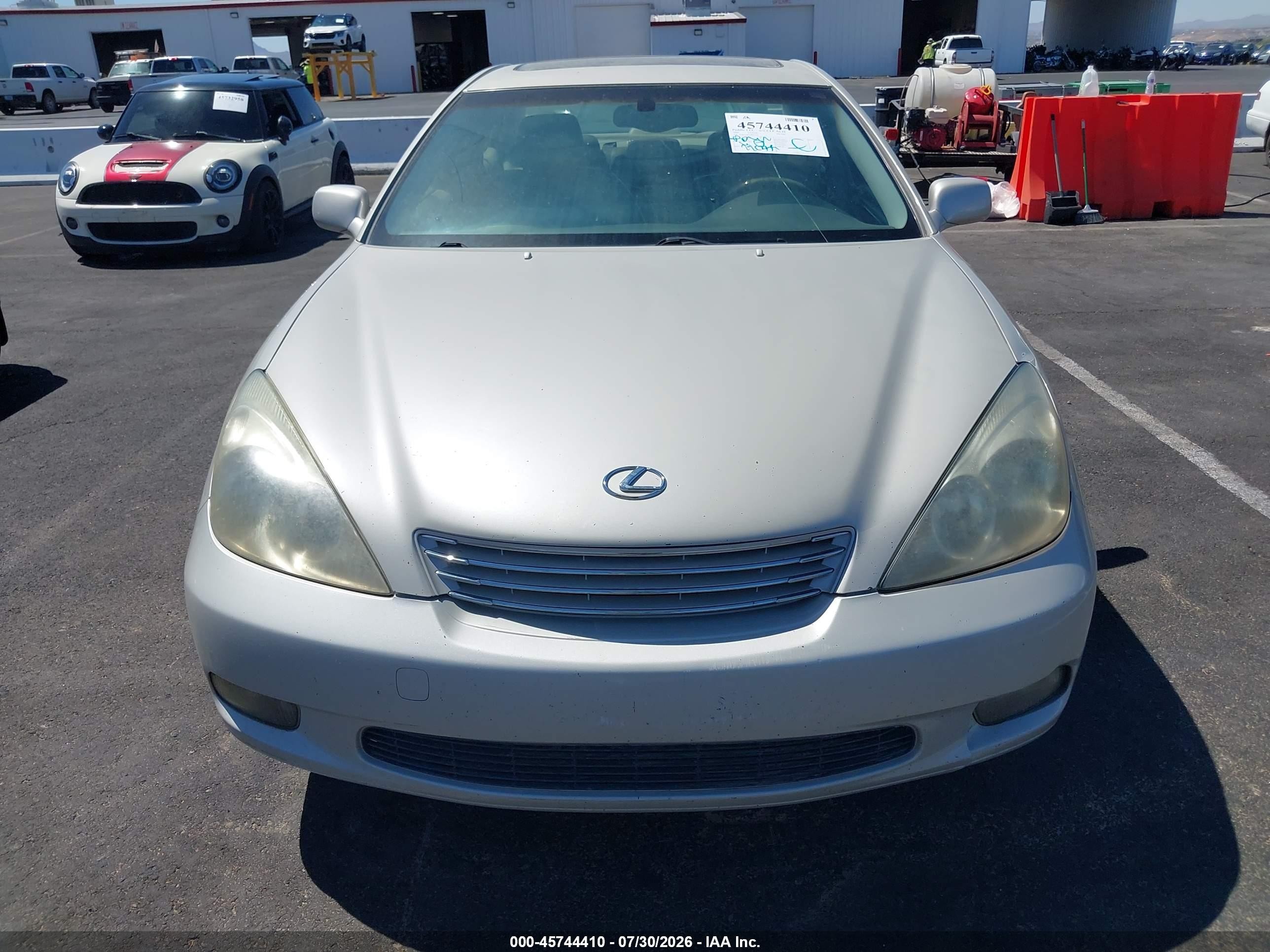 2004 Lexus Es 330   Beige vin: JTHBA30G140022761