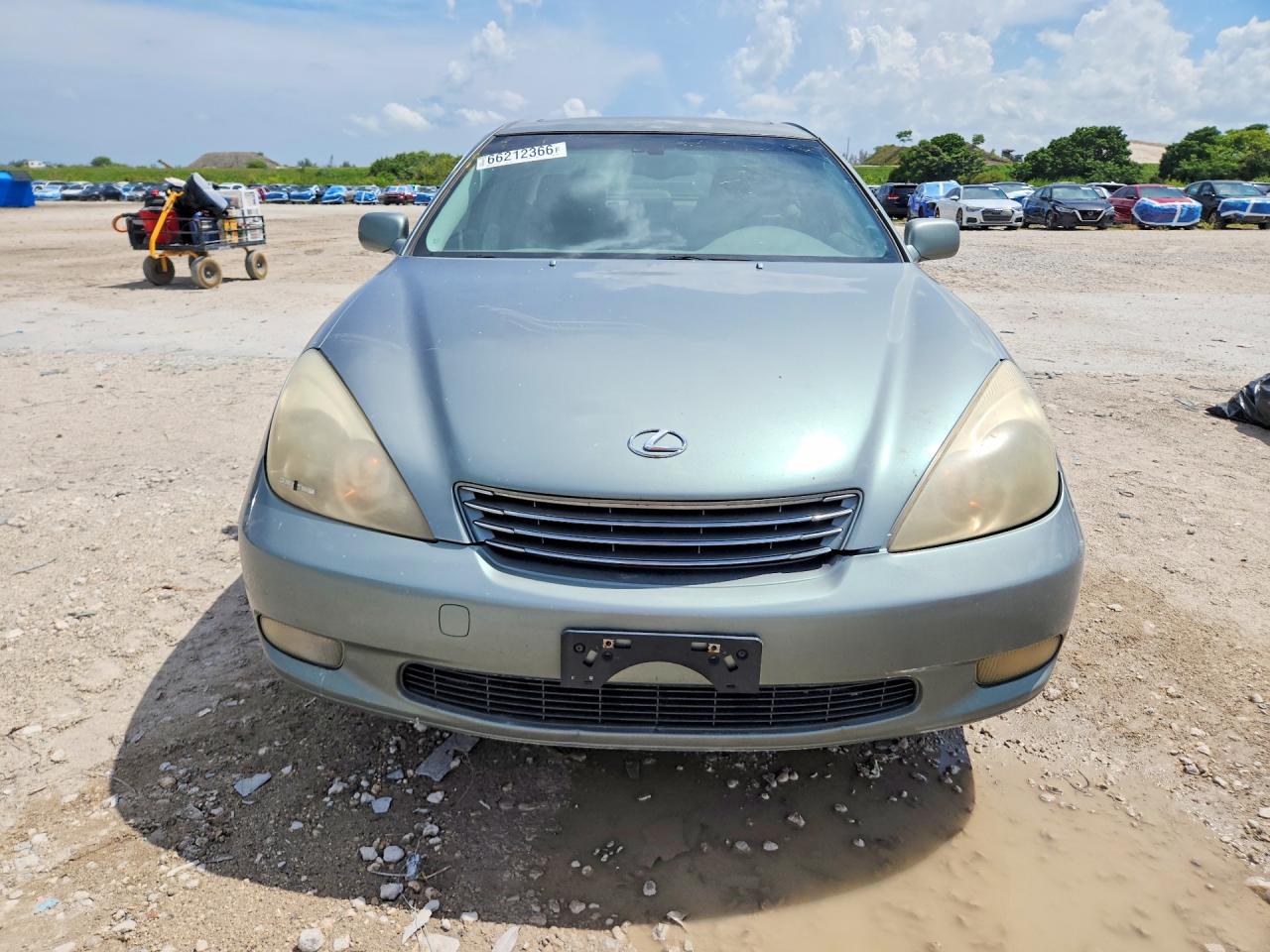 2004 Lexus Es 330 Silver vin: JTHBA30G145002206