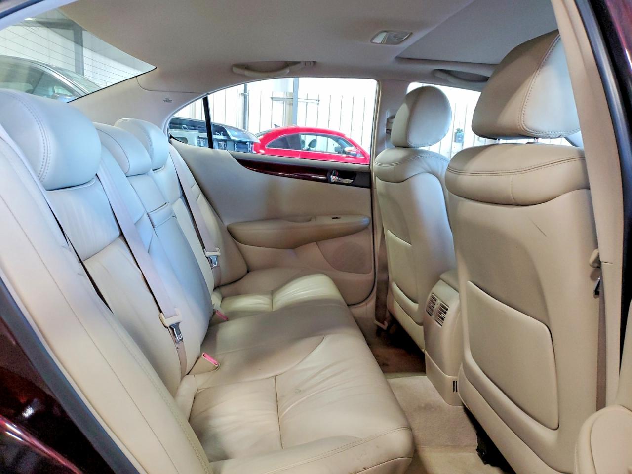 2004 Lexus Es 330 Burgundy vin: JTHBA30G145021614