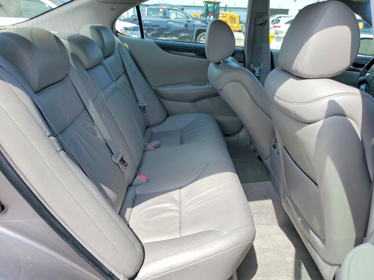 2004 Lexus Es 330 Gray vin: JTHBA30G145031432