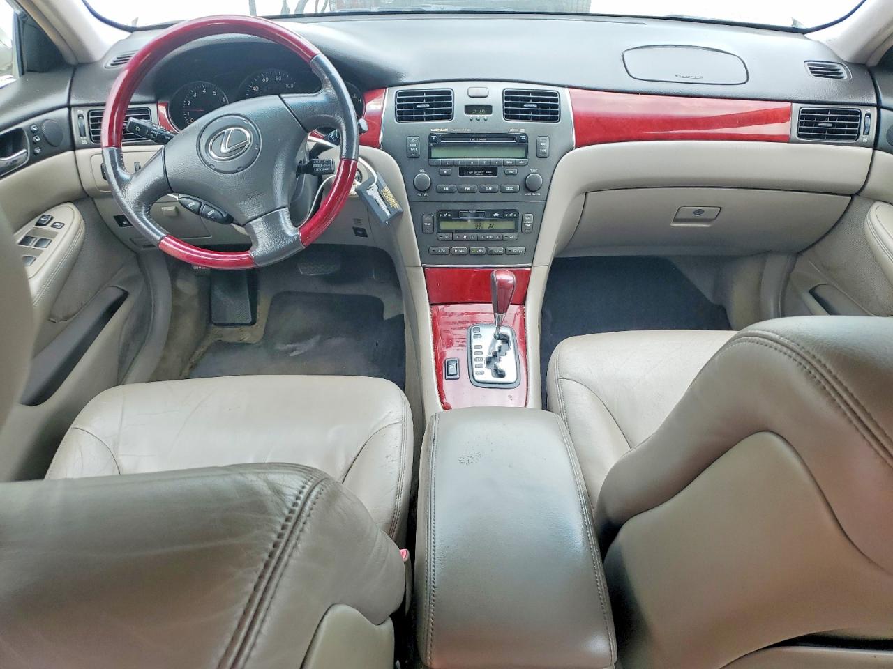 2004 Lexus Es 330 Silver vin: JTHBA30G145045203