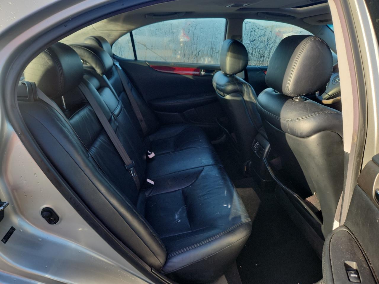 2004 Lexus Es 330 Silver vin: JTHBA30G145054340