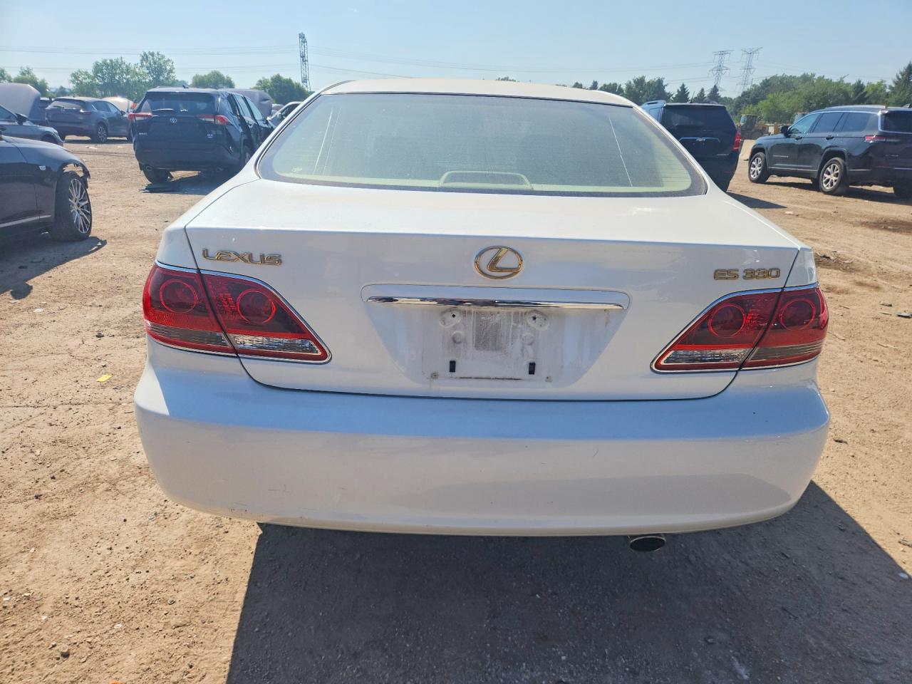 2005 Lexus Es 330 White vin: JTHBA30G155070023