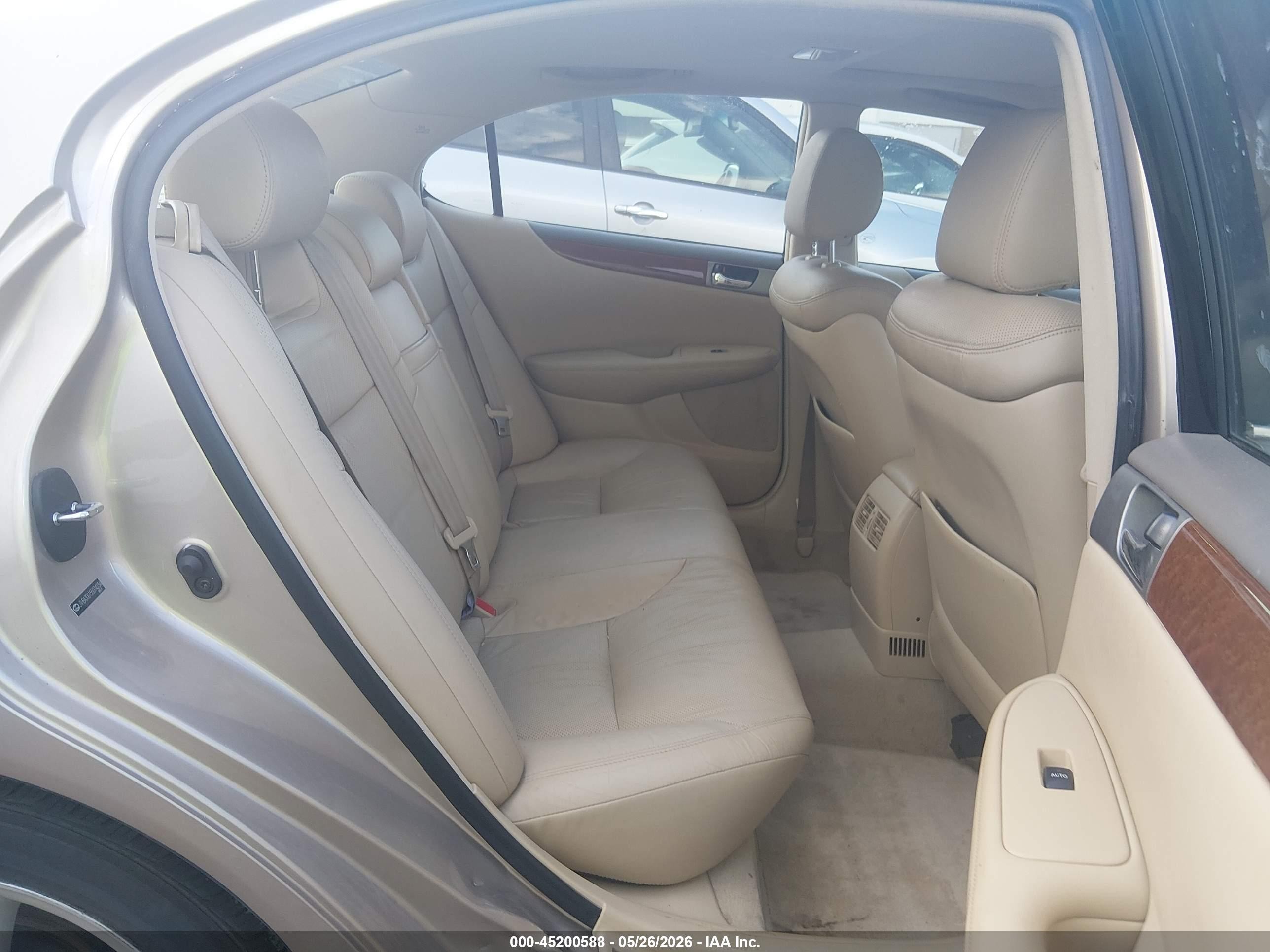 2005 Lexus Es 330   Beige vin: JTHBA30G155074234