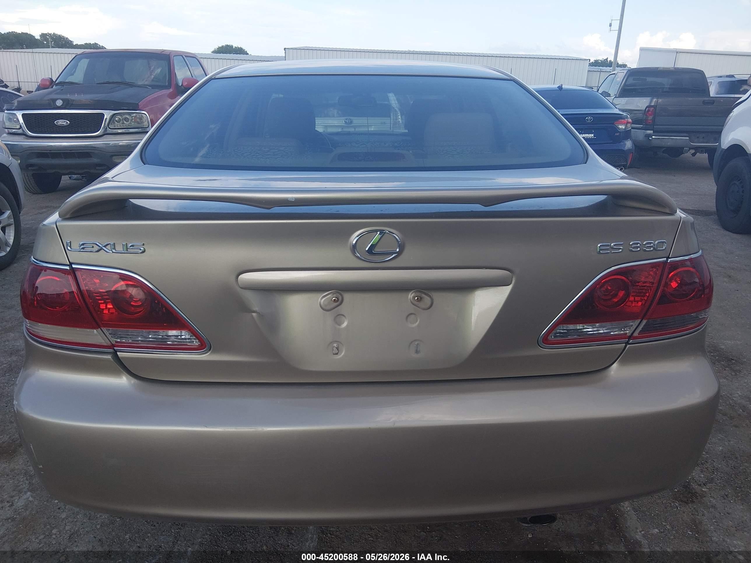 2005 Lexus Es 330   Beige vin: JTHBA30G155074234