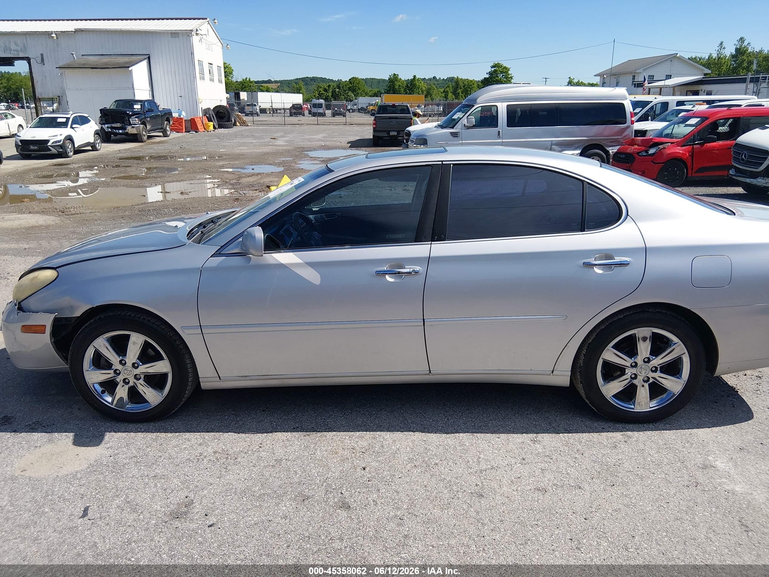 2005 Lexus Es 330   Silver vin: JTHBA30G155077604