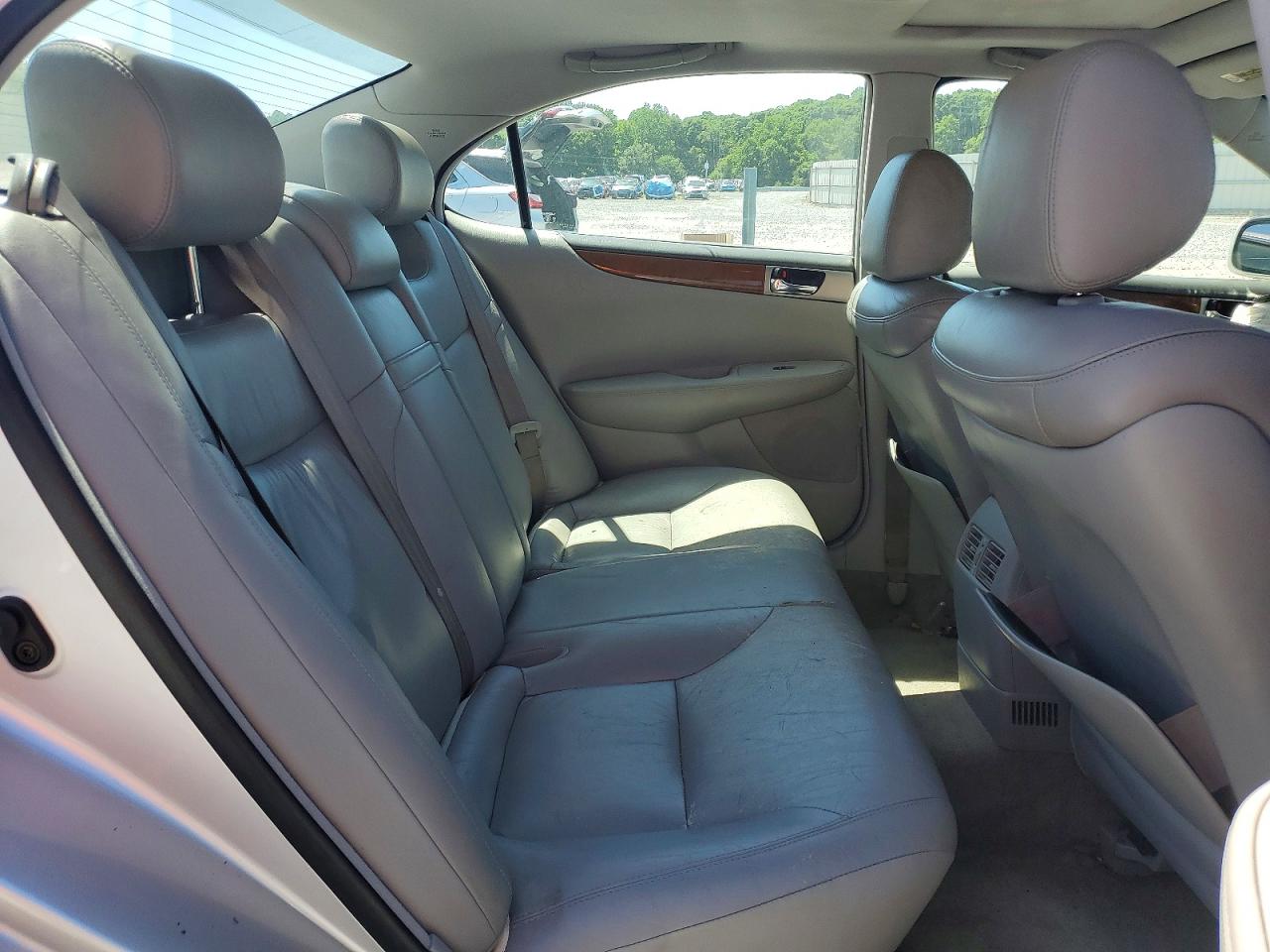 2005 Lexus Es 330 Silver vin: JTHBA30G155085931