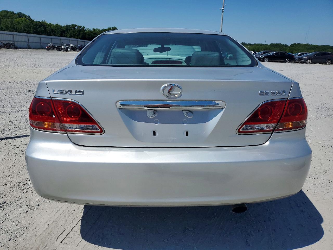 2005 Lexus Es 330 Silver vin: JTHBA30G155085931
