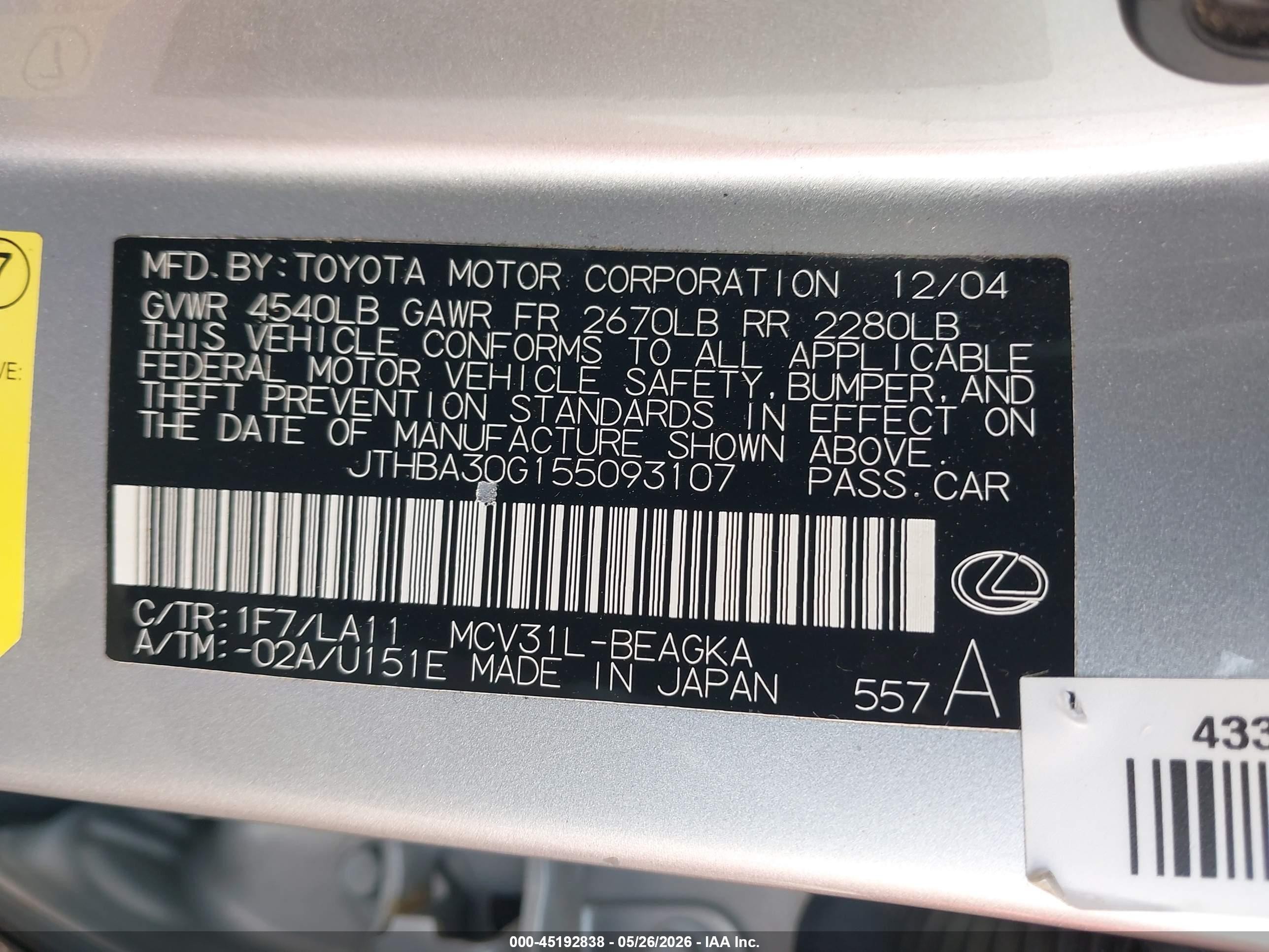 2005 Lexus Es 330   Silver vin: JTHBA30G155093107