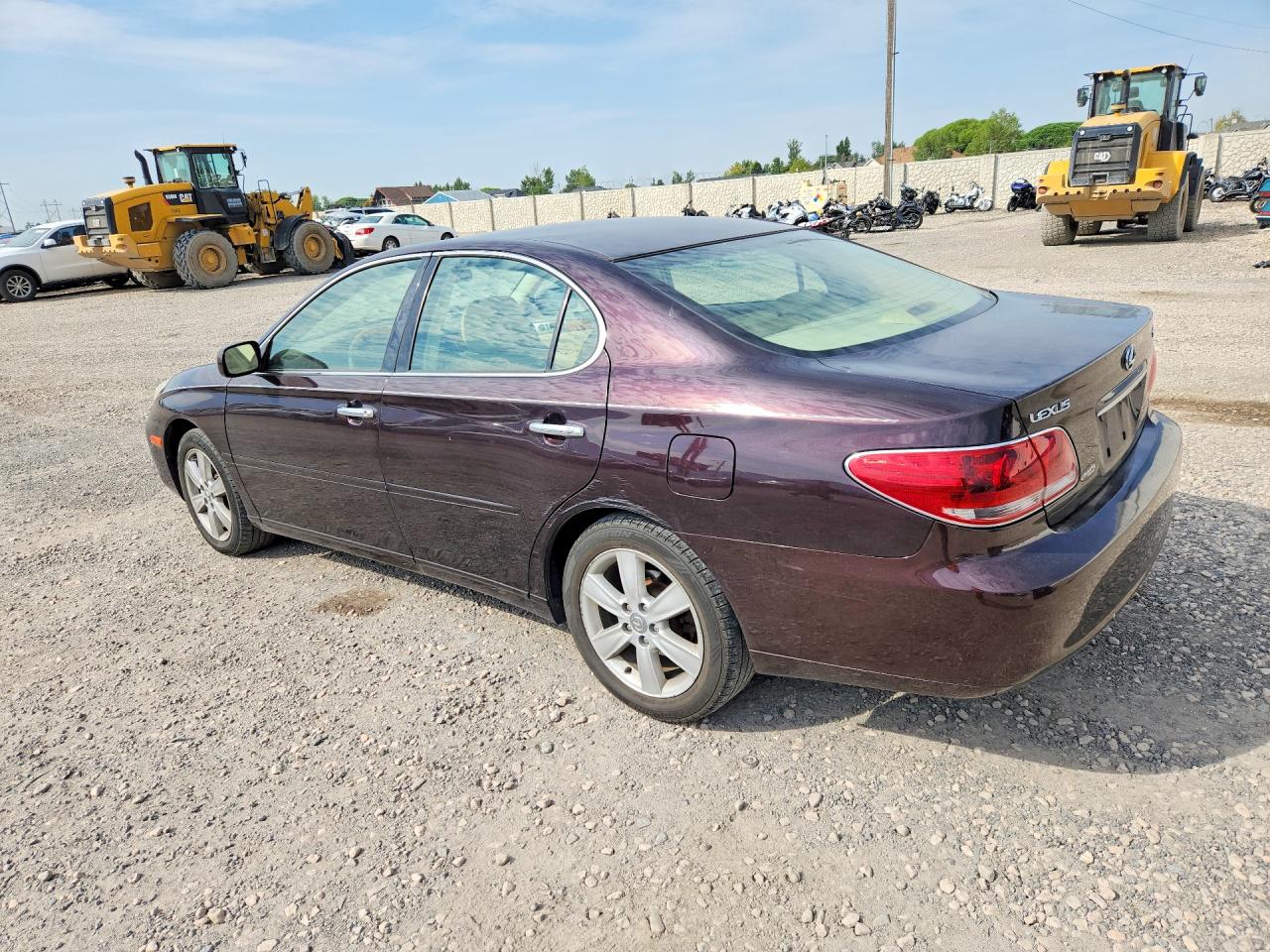 2005 Lexus Es 330 Maroon vin: JTHBA30G155116157