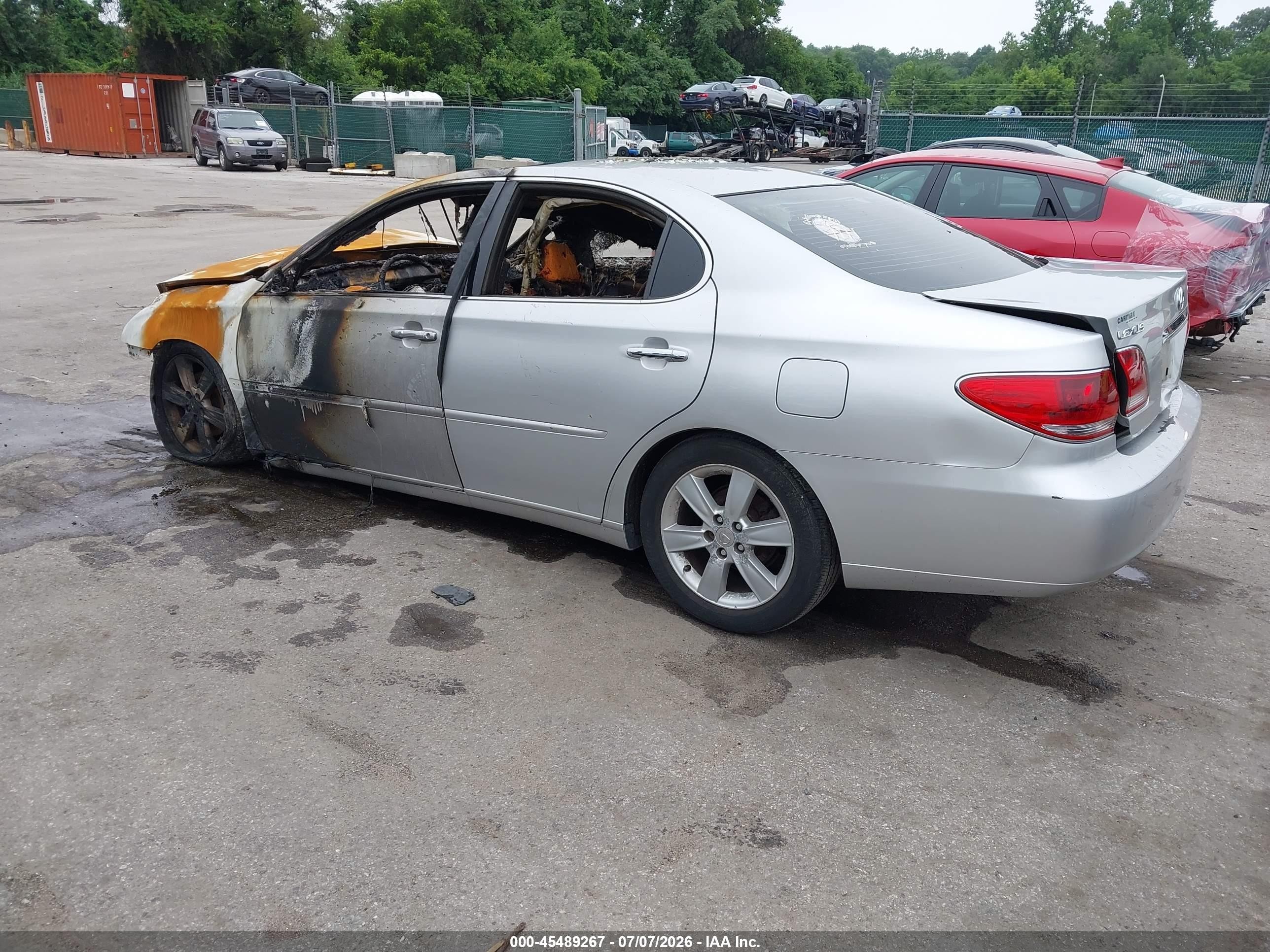 2005 Lexus Es 330   Silver vin: JTHBA30G155124162
