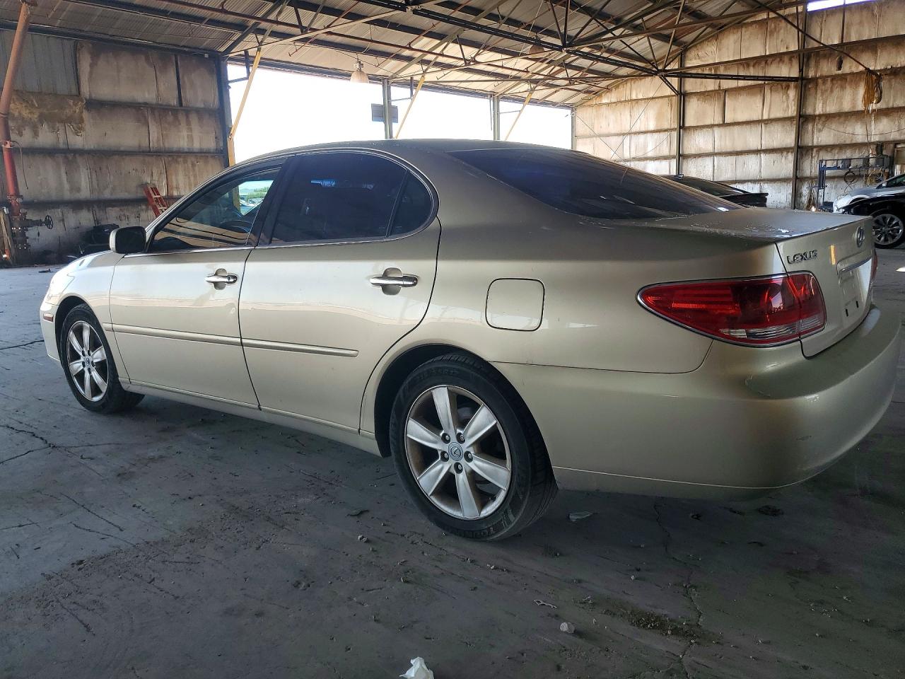 2005 Lexus Es 330 Gold vin: JTHBA30G155127949