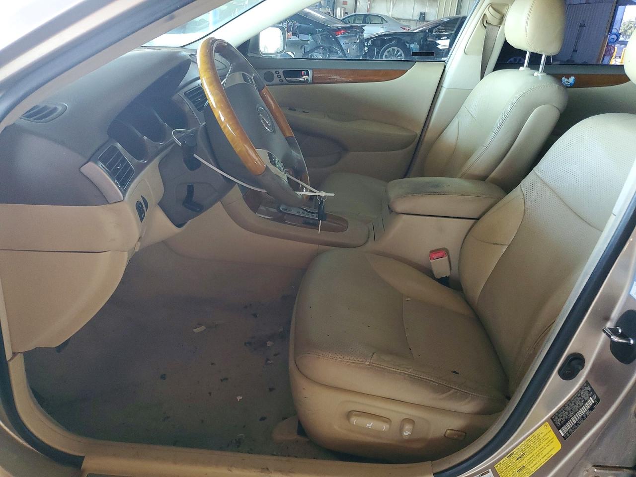 2005 Lexus Es 330 Gold vin: JTHBA30G155127949