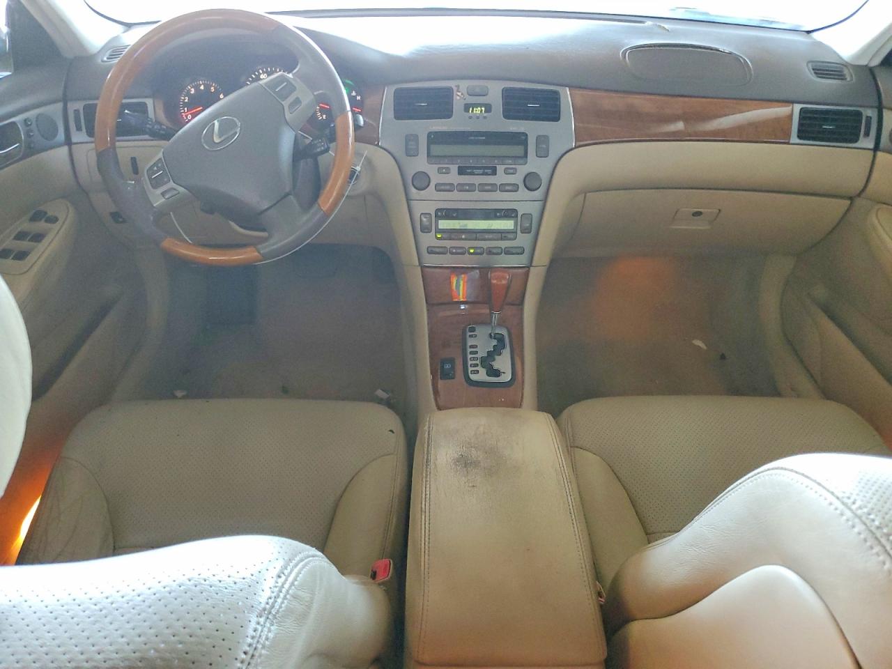 2005 Lexus Es 330 Gold vin: JTHBA30G155127949