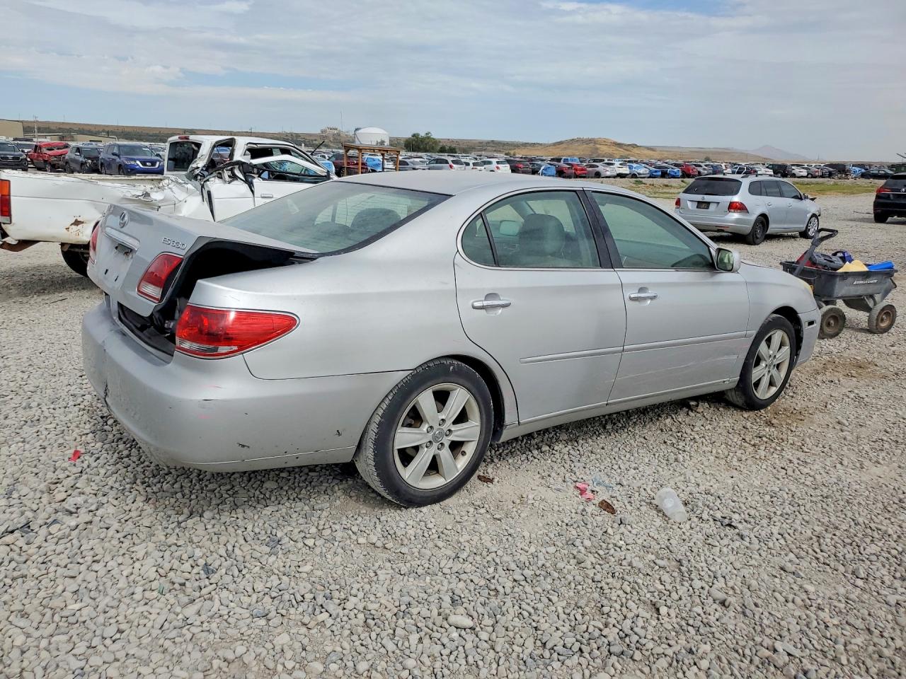 2005 Lexus Es 330 Серебряный vin: JTHBA30G155130785